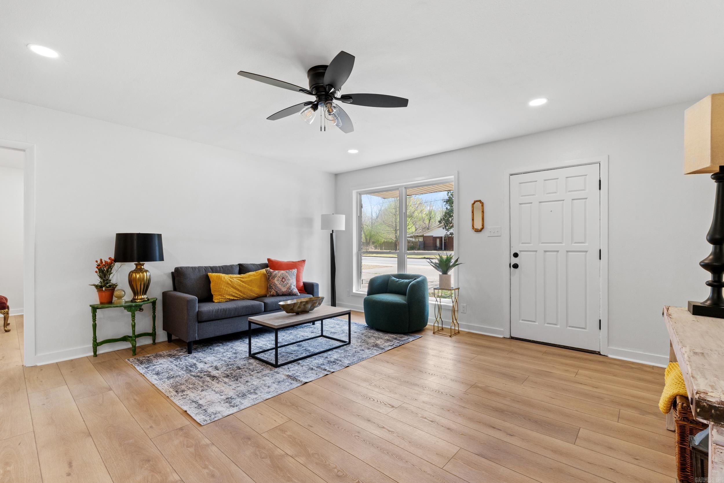 1323 Donaghey  Conway, AR