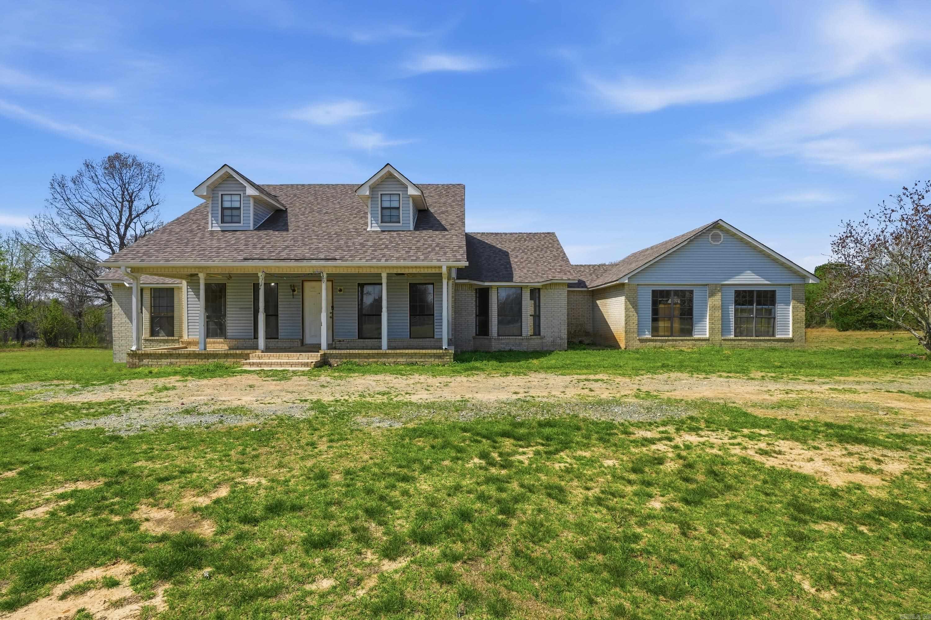 288 R G Davis  Romance, AR