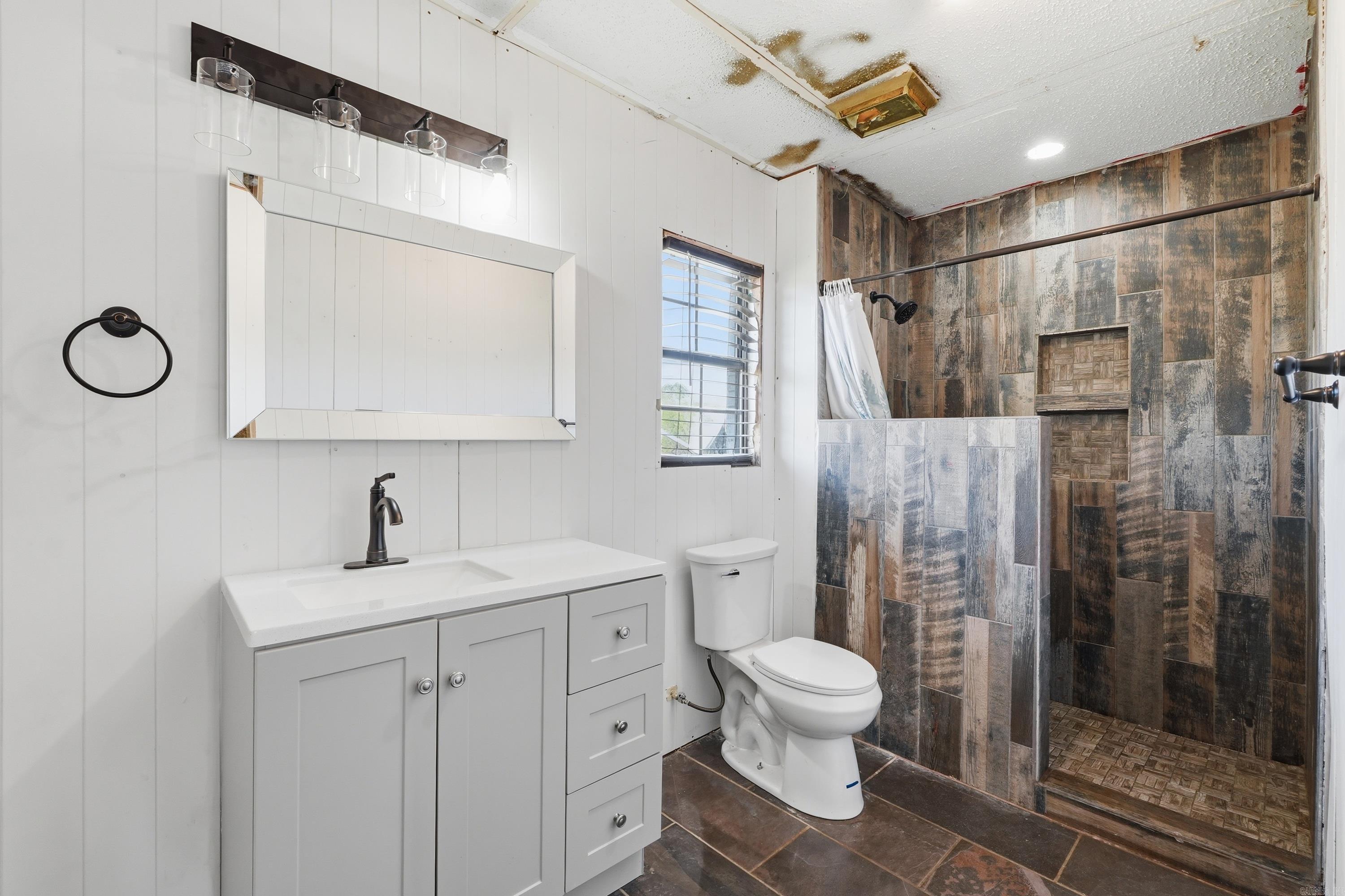 288 R G Davis  Romance, AR