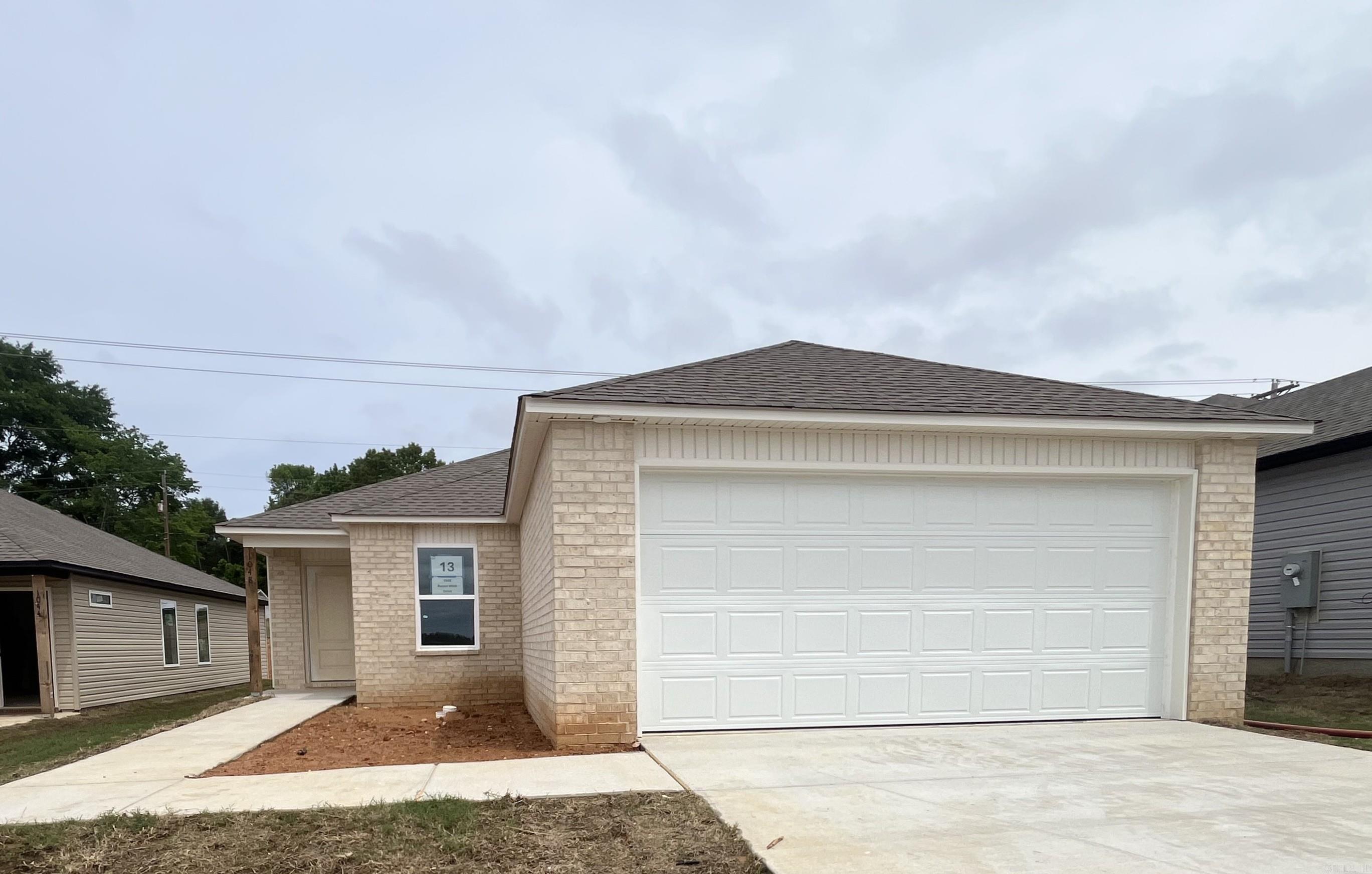 1048 Raven Walk Drive Benton, AR 72015