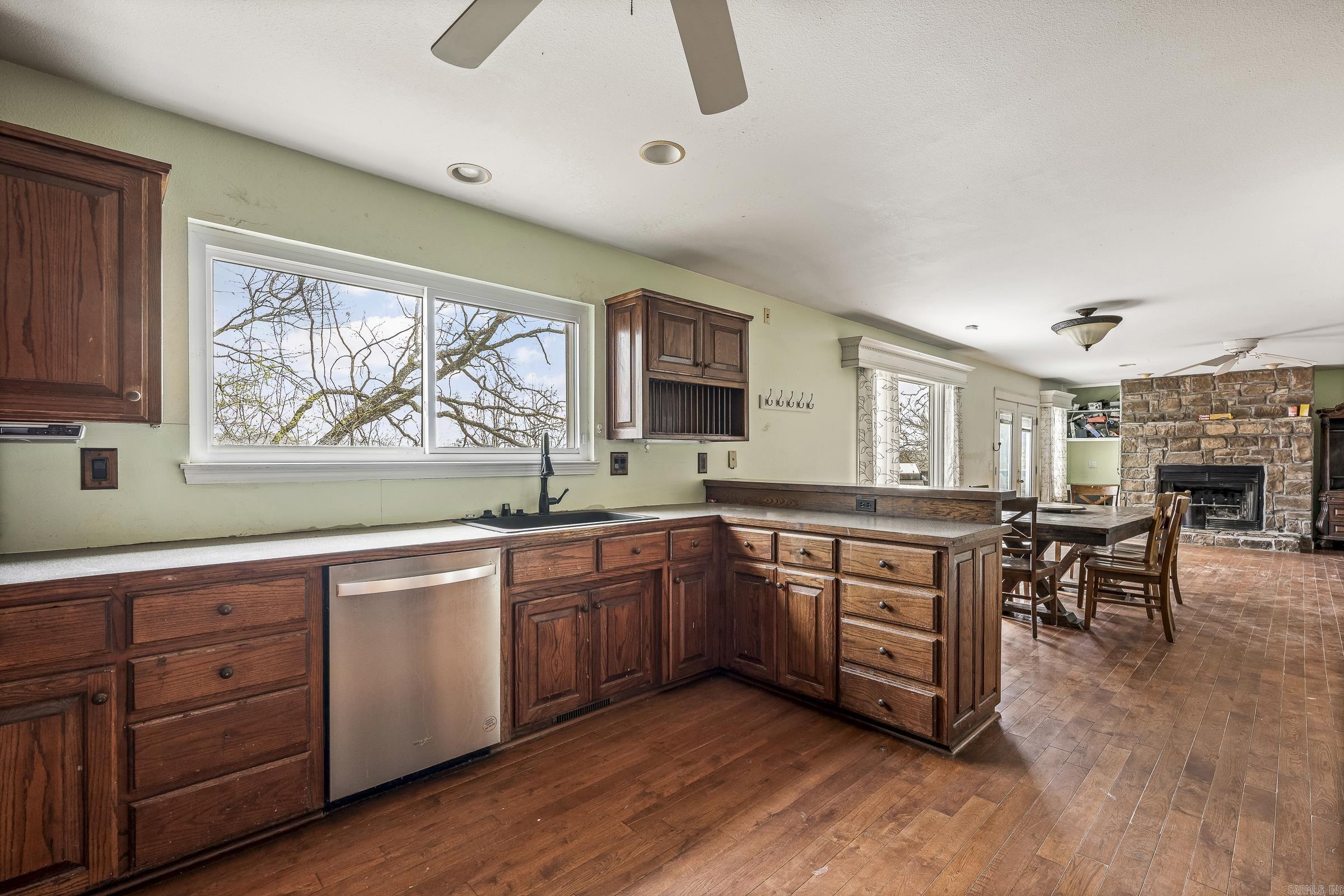 13638 Spring  Bentonville, AR