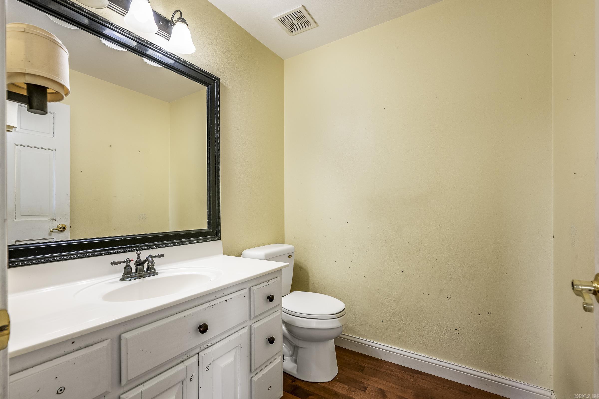 13638 Spring  Bentonville, AR