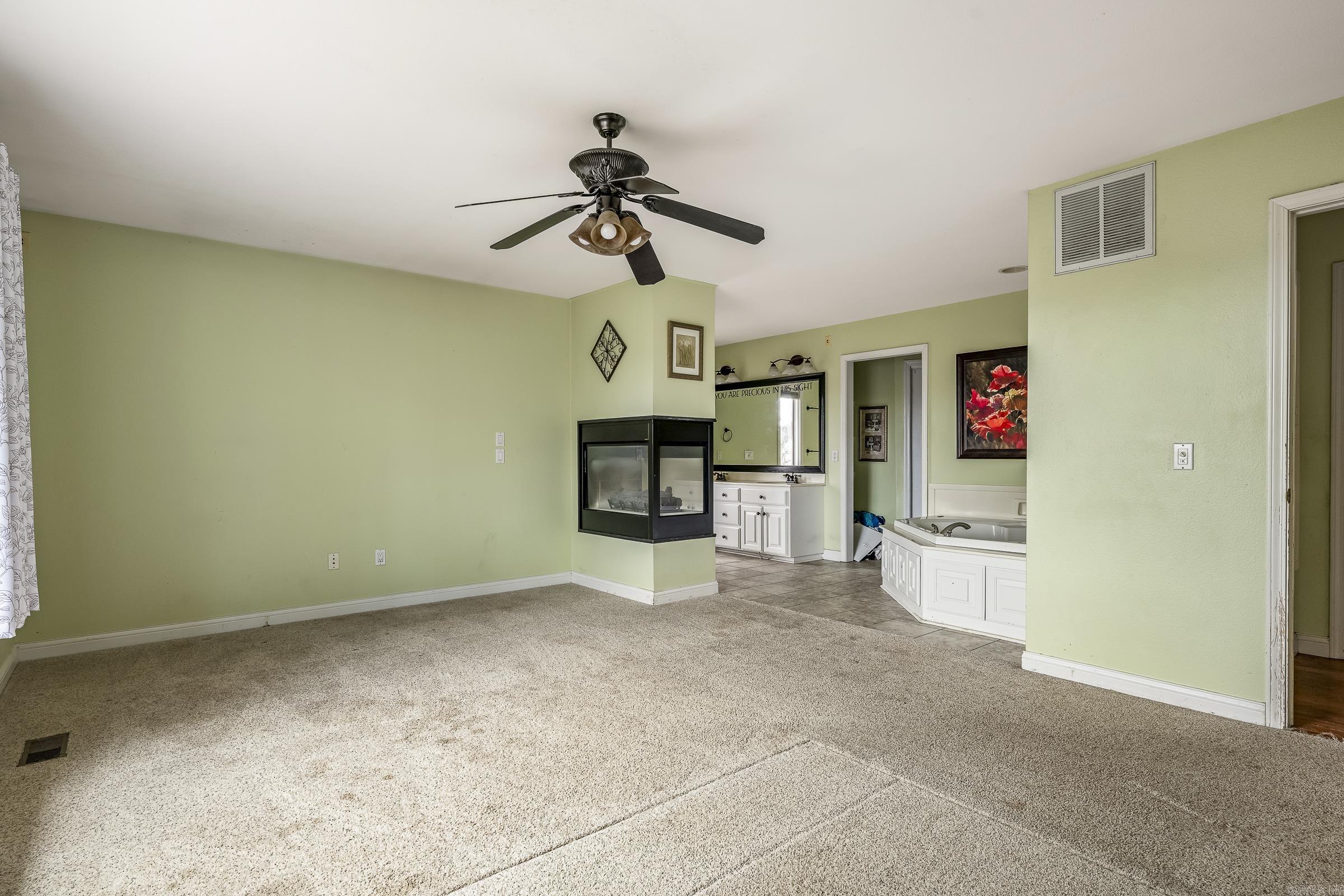 13638 Spring  Bentonville, AR