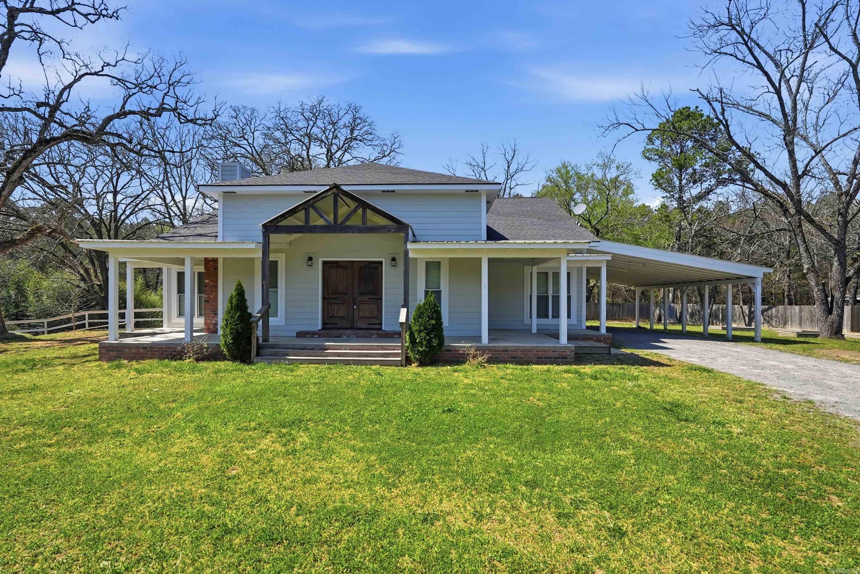 1224 Twin Coves Circle  Greers Ferry, AR