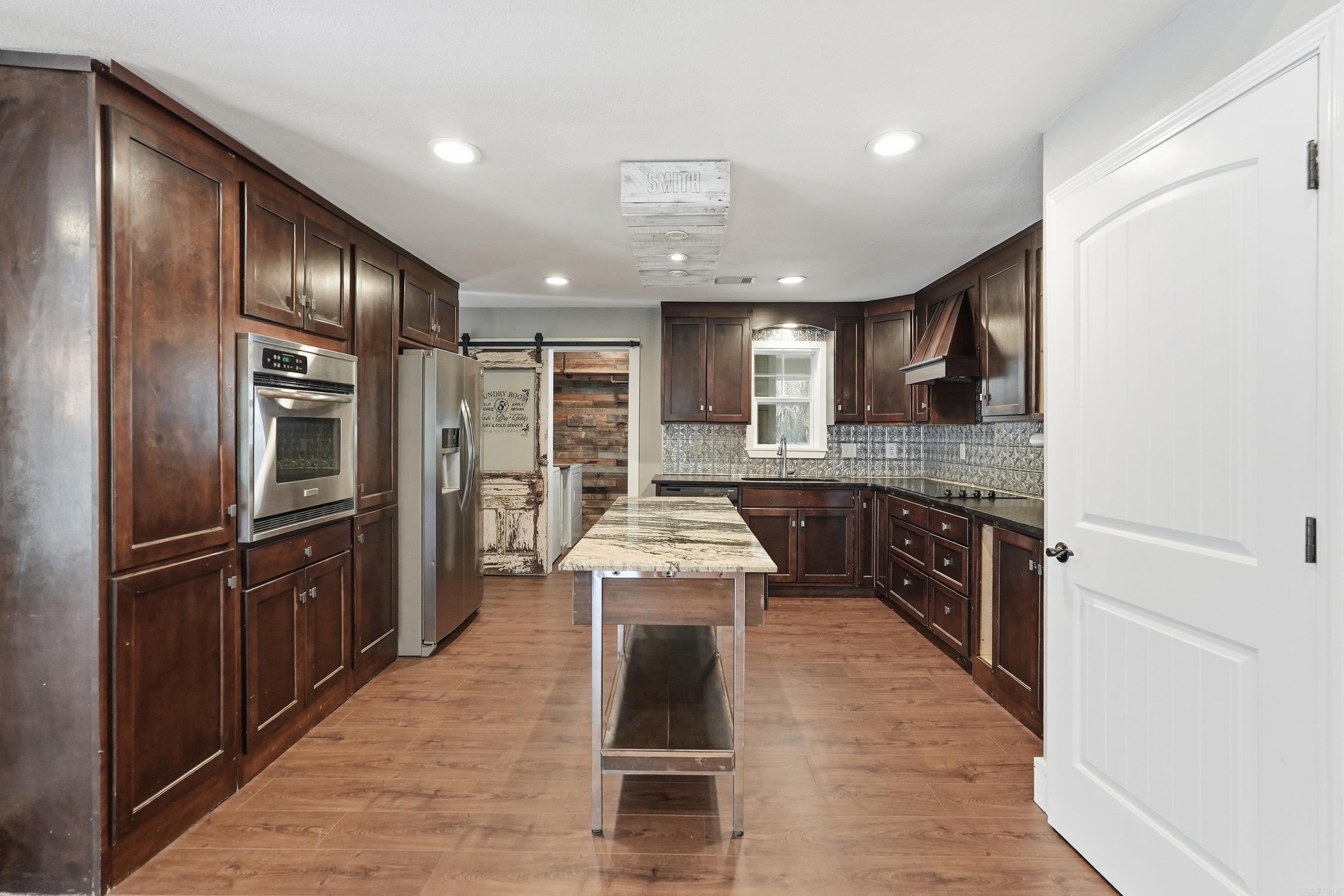 1224 Twin Coves Circle  Greers Ferry, AR