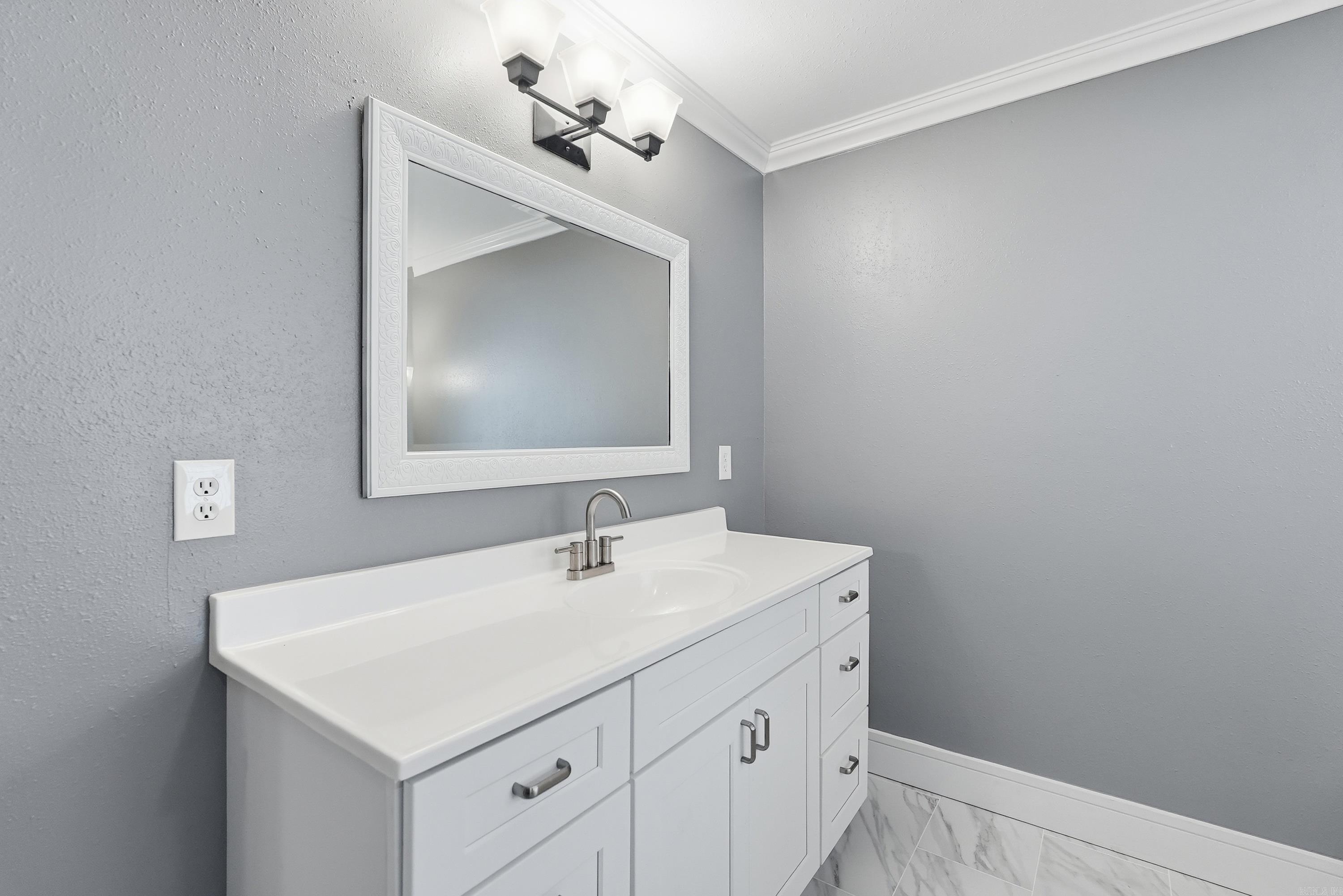 1224 Twin Coves Circle  Greers Ferry, AR