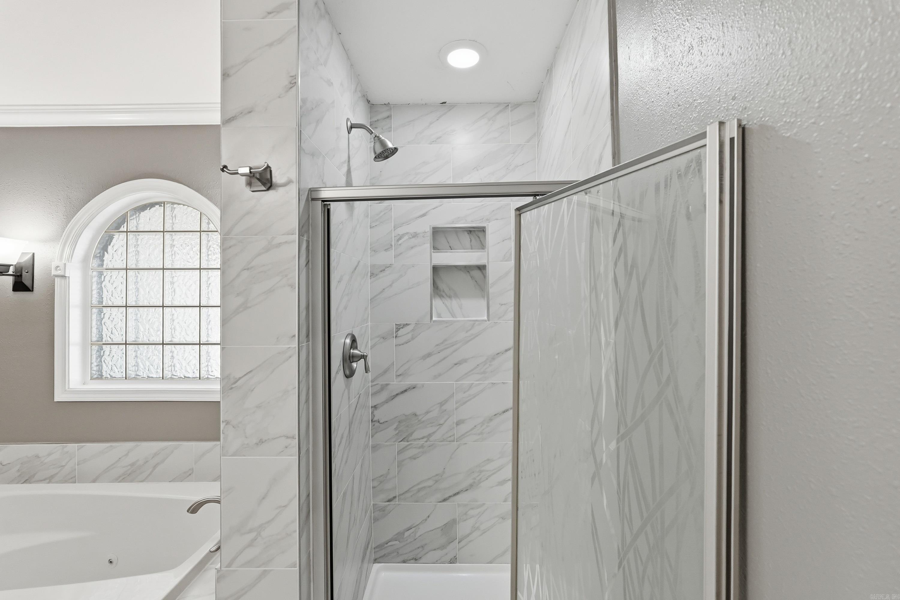 1224 Twin Coves Circle  Greers Ferry, AR