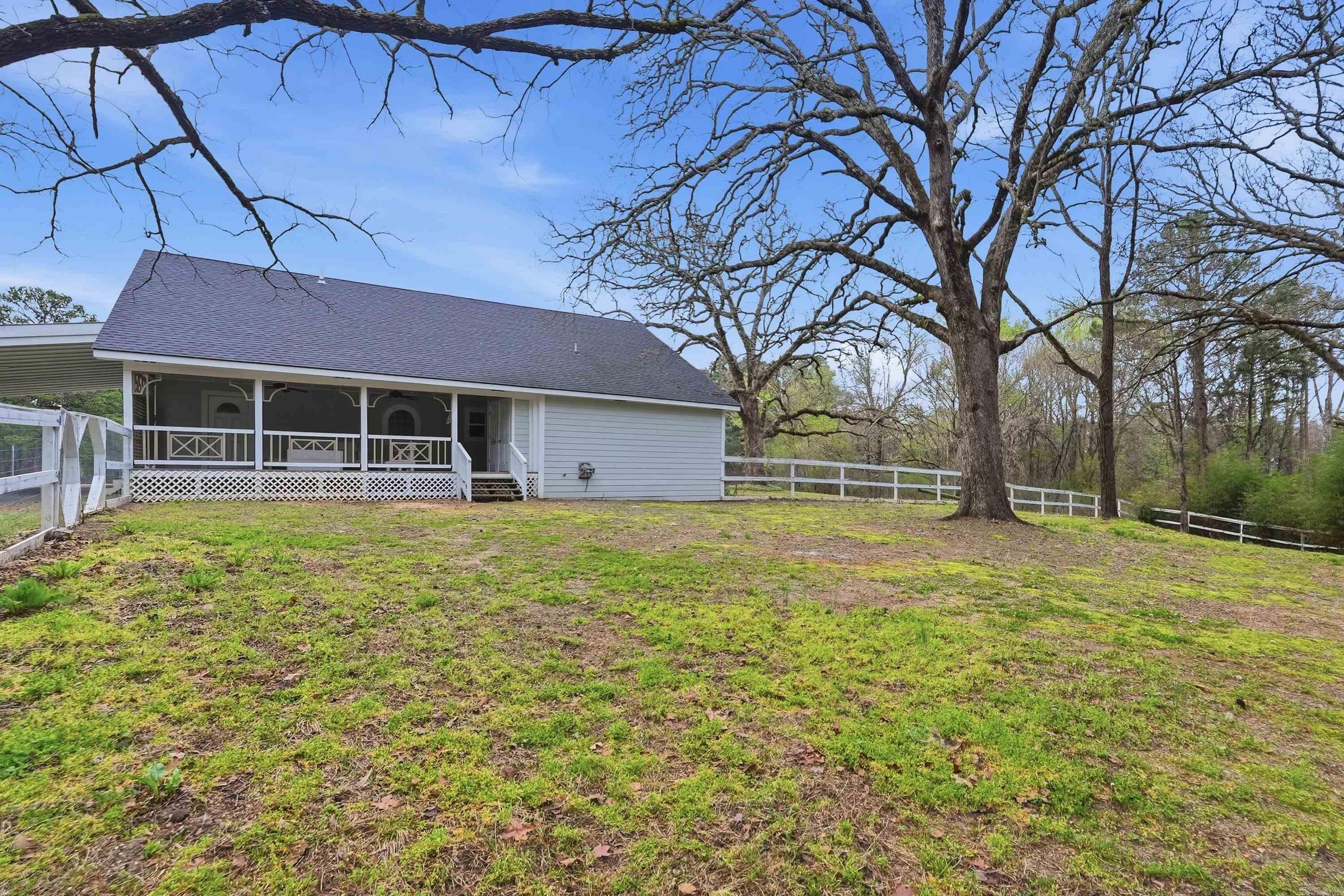1224 Twin Coves Circle  Greers Ferry, AR