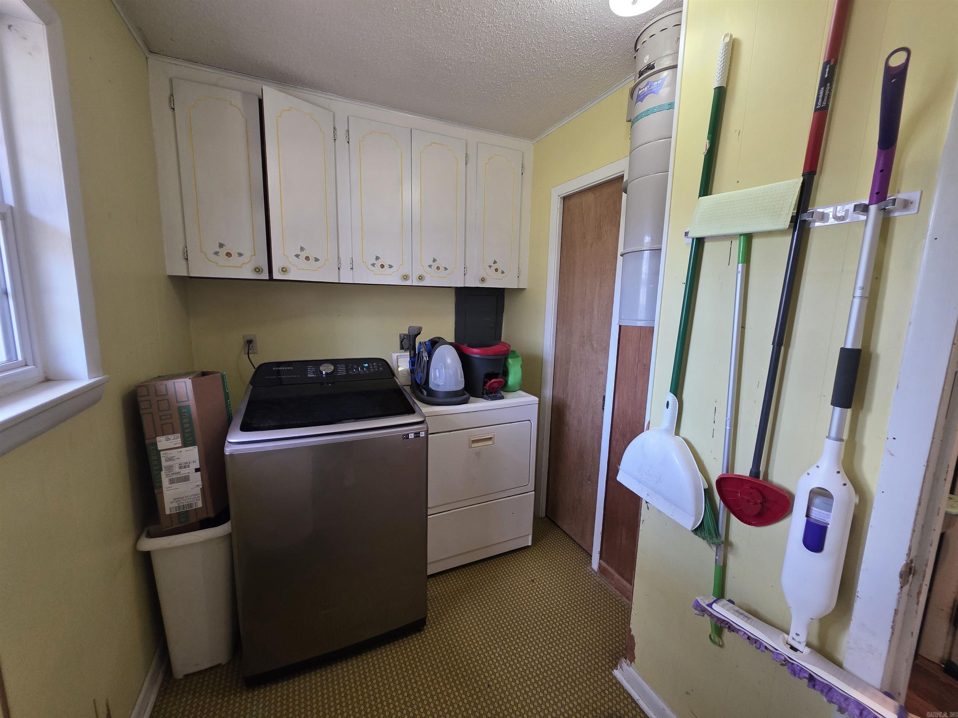 43 E Main  Greenbrier, AR