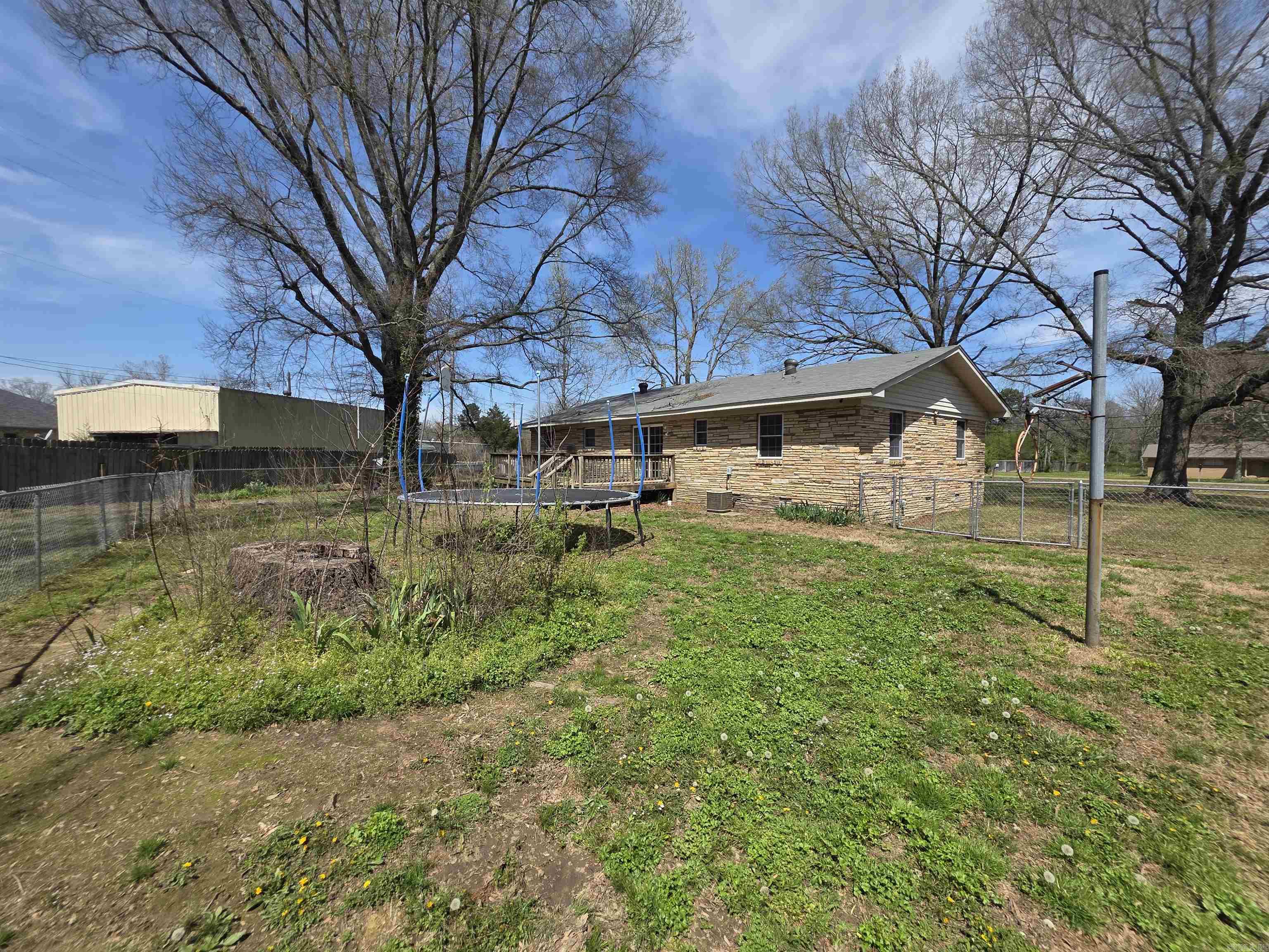 43 E Main  Greenbrier, AR