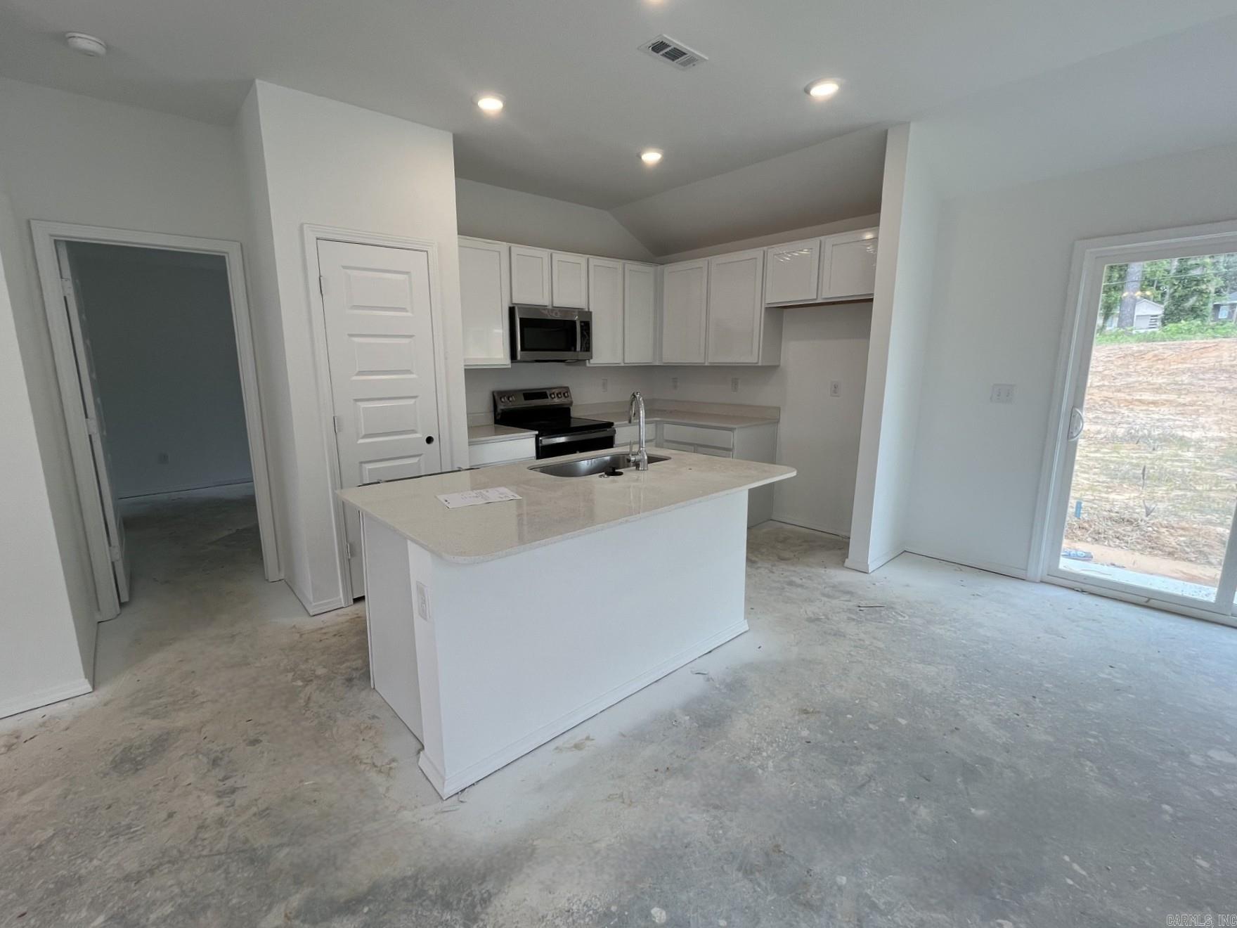 1028 Raven Walk Drive Benton, AR 72015