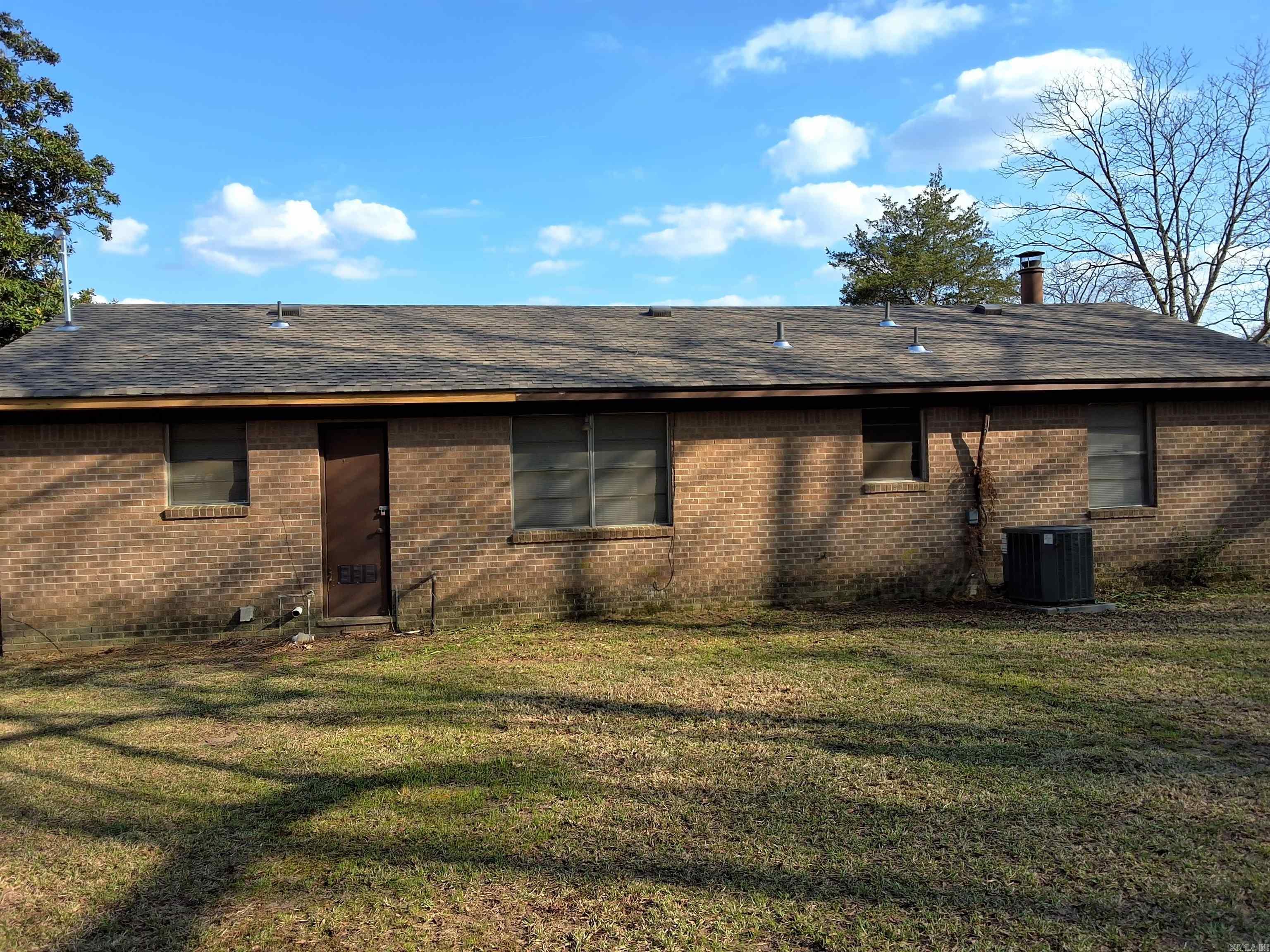 7226 Highway 79  Pine Bluff, AR