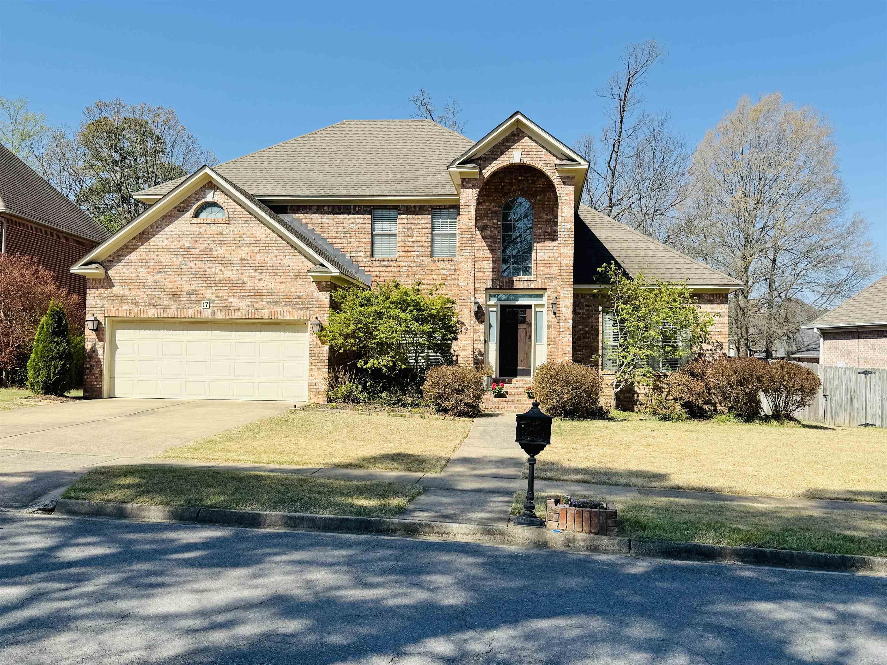 17 Chatel  Little Rock, AR