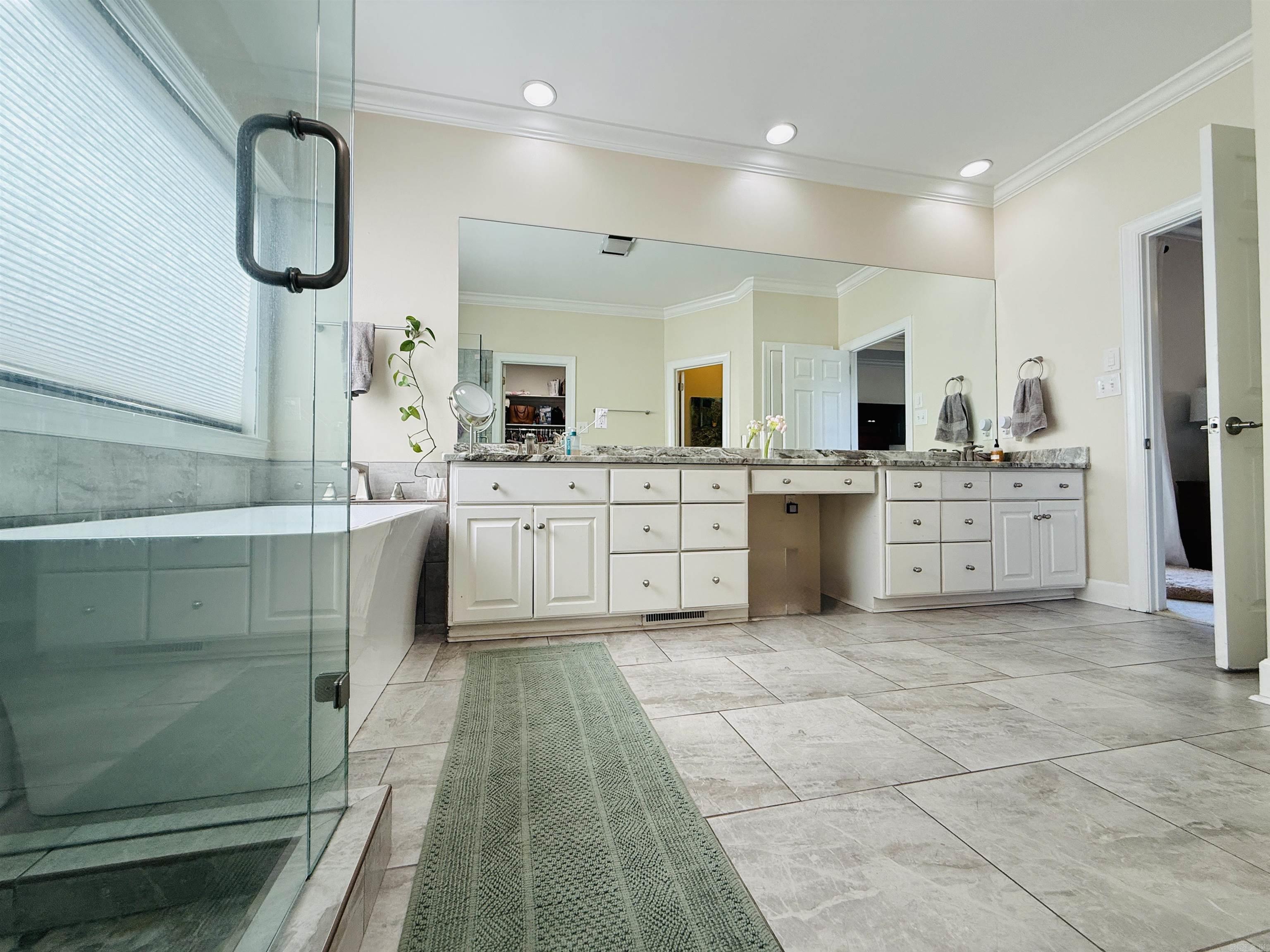 17 Chatel  Little Rock, AR