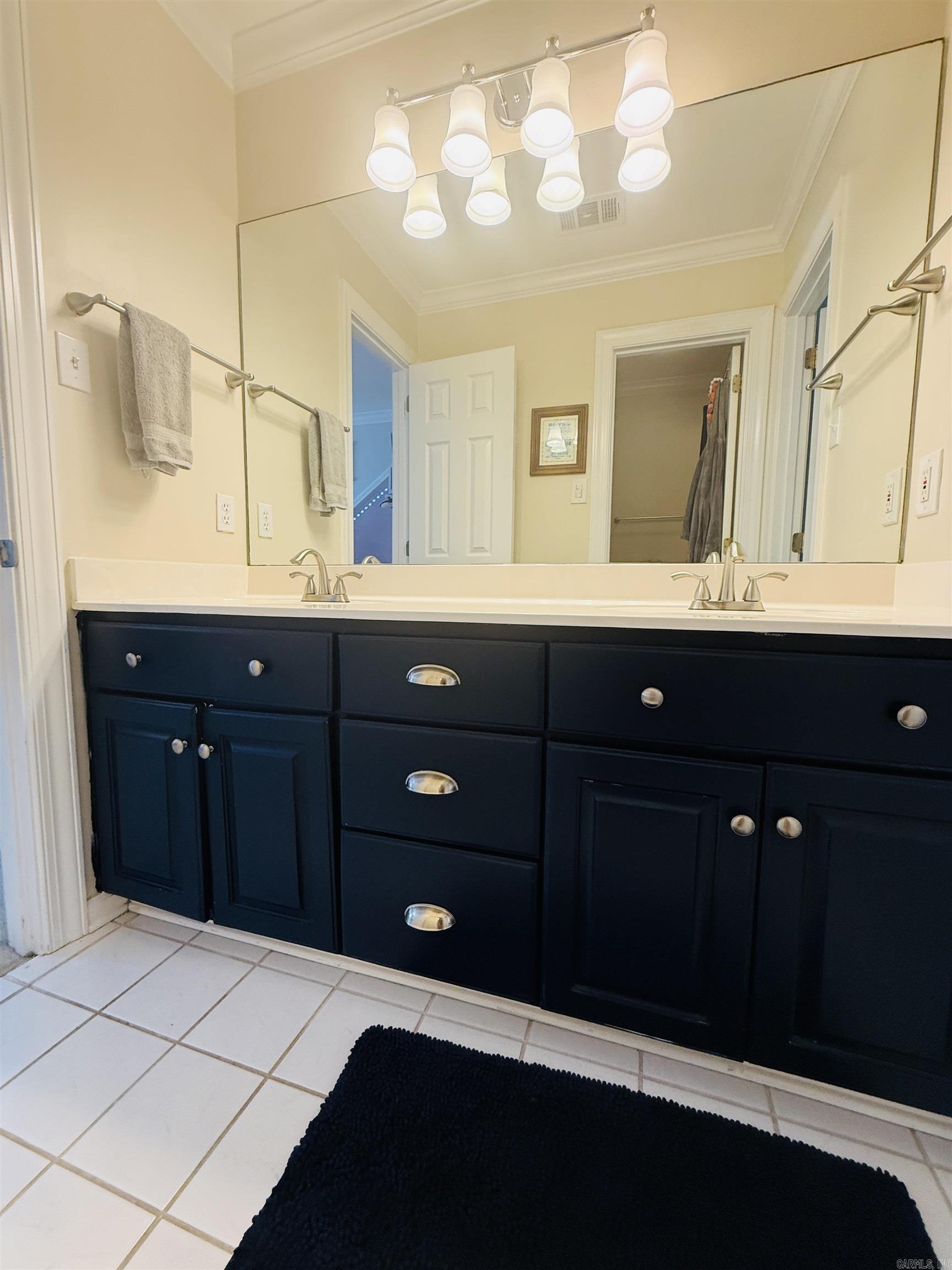 17 Chatel  Little Rock, AR