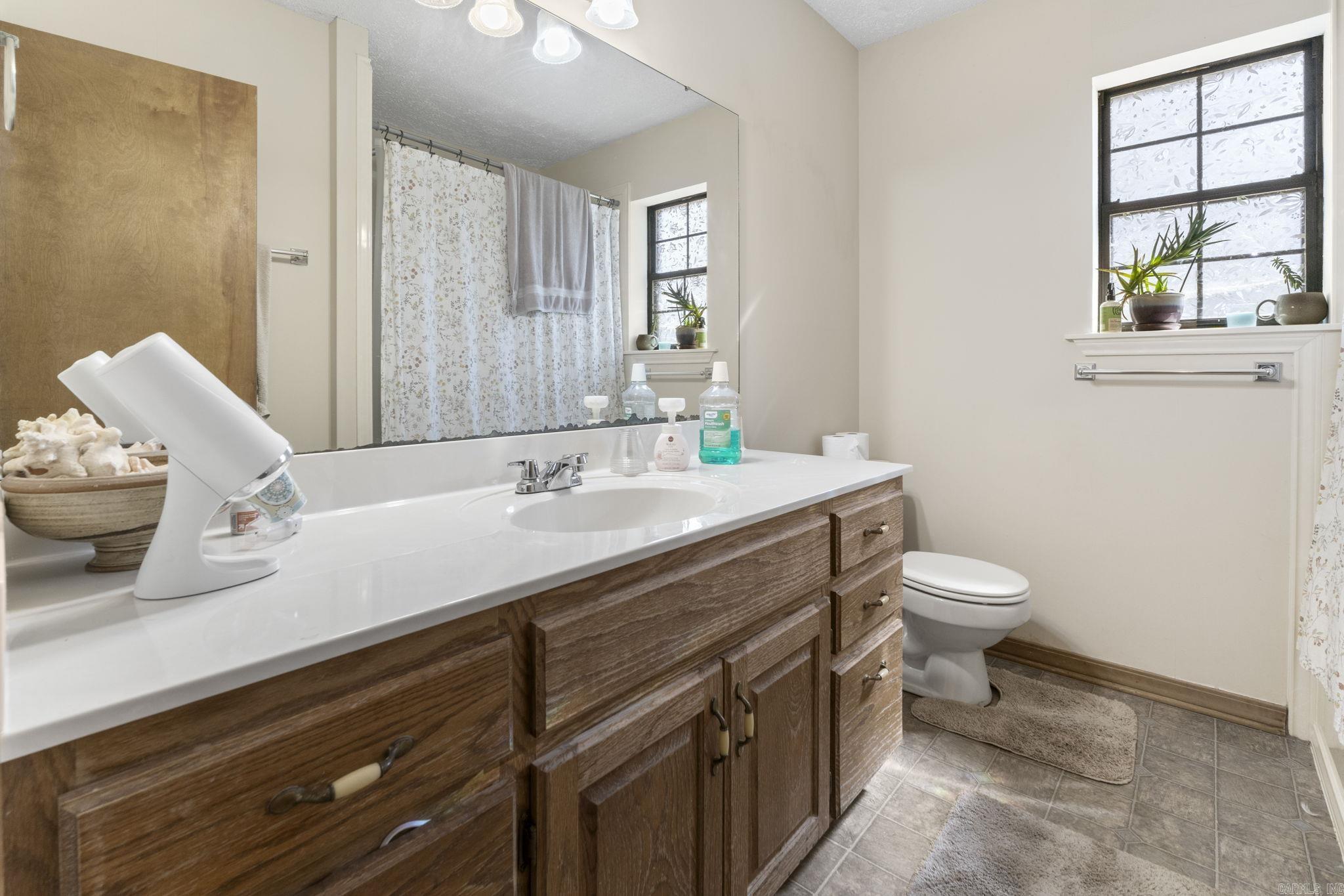 218 N Summit  Cabot, AR