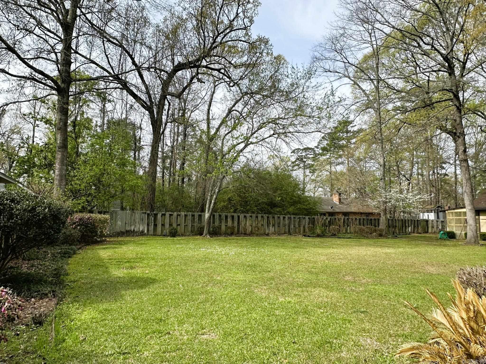 103 Brentwood Cir  Crossett, AR