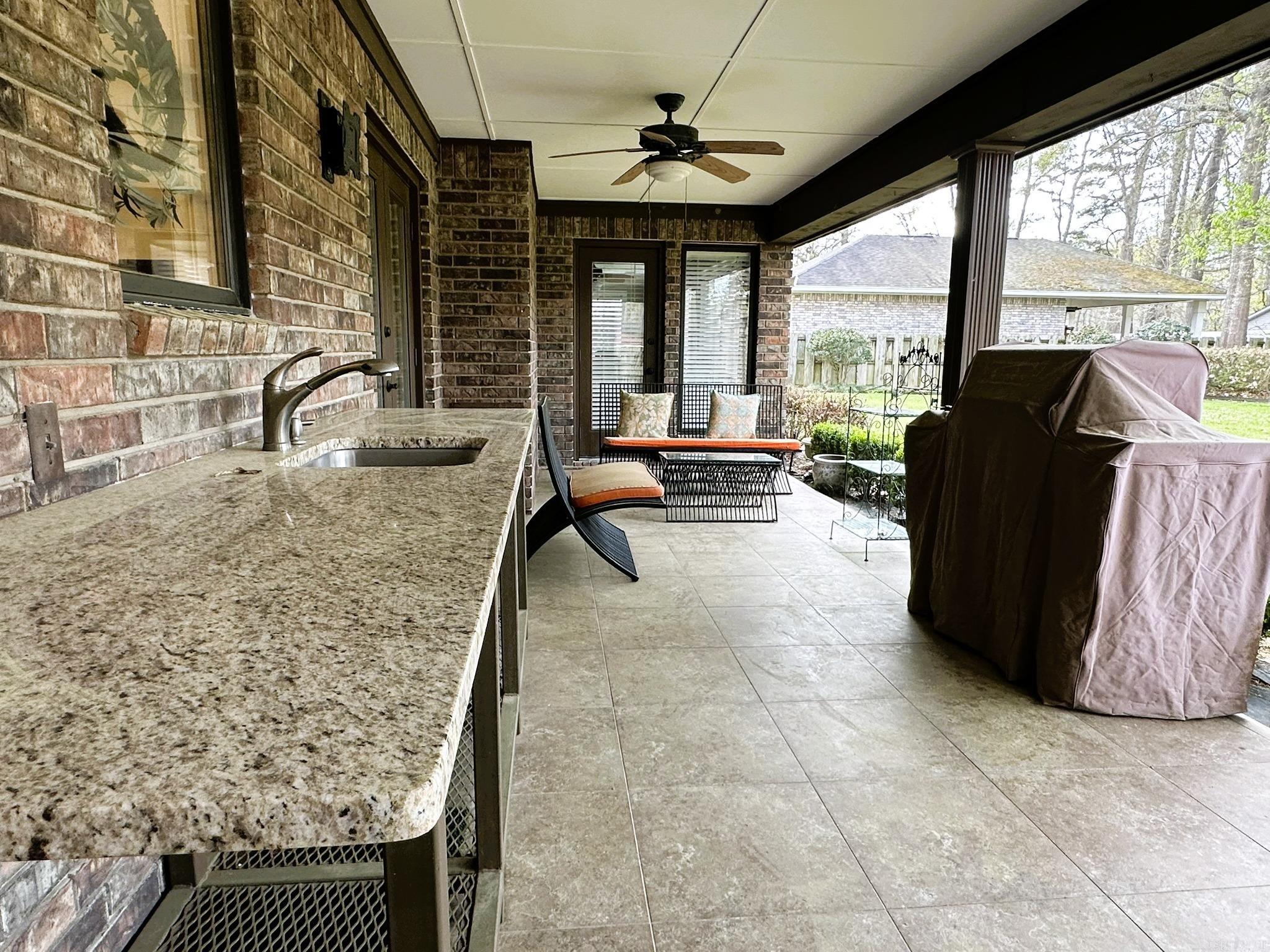 103 Brentwood Cir  Crossett, AR