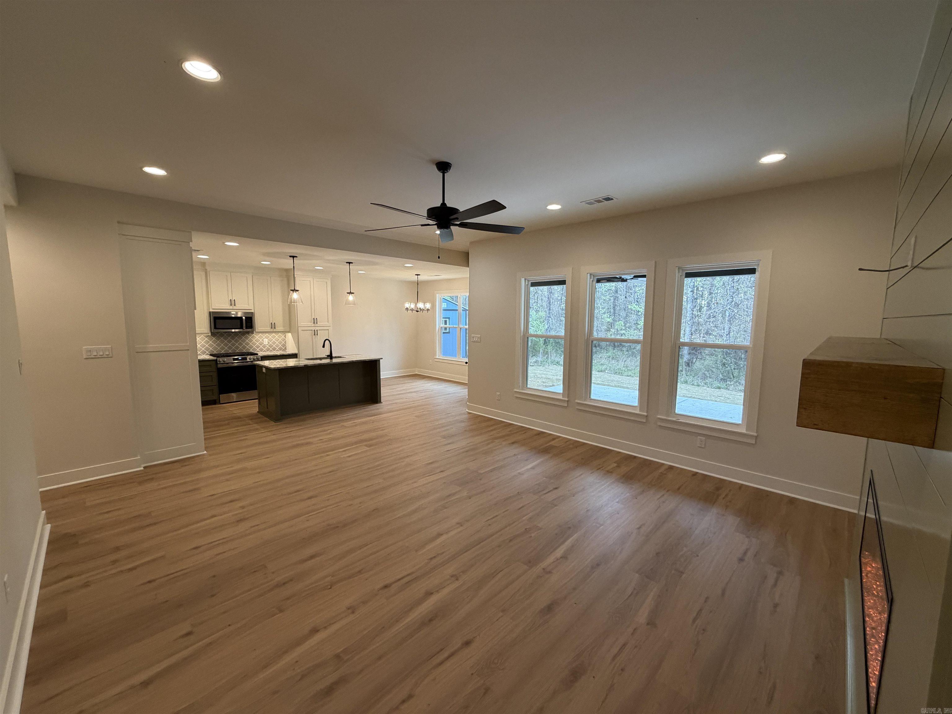 1 Woodhaven Ct.  Jacksonville, AR