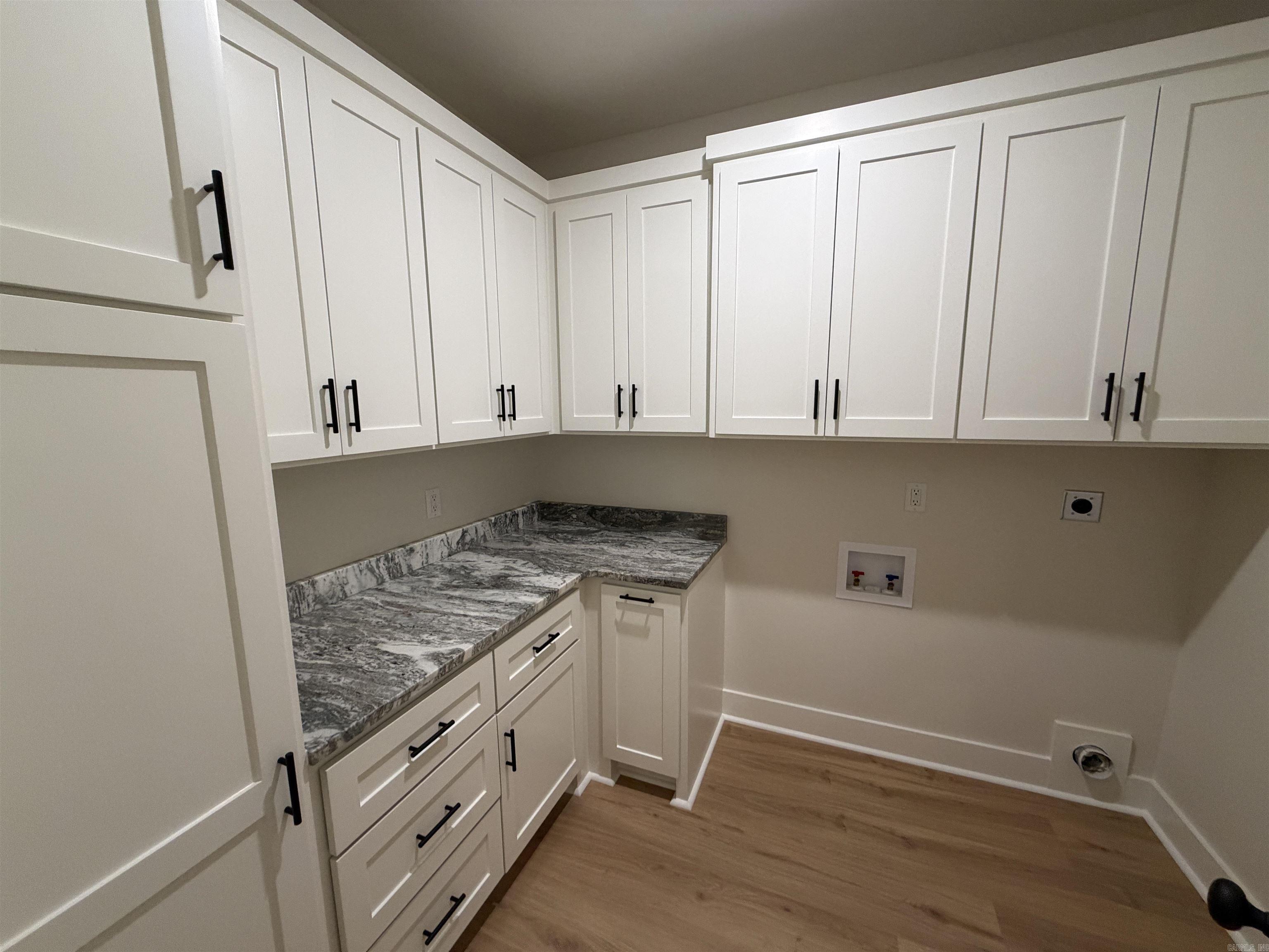 1 Woodhaven Ct.  Jacksonville, AR