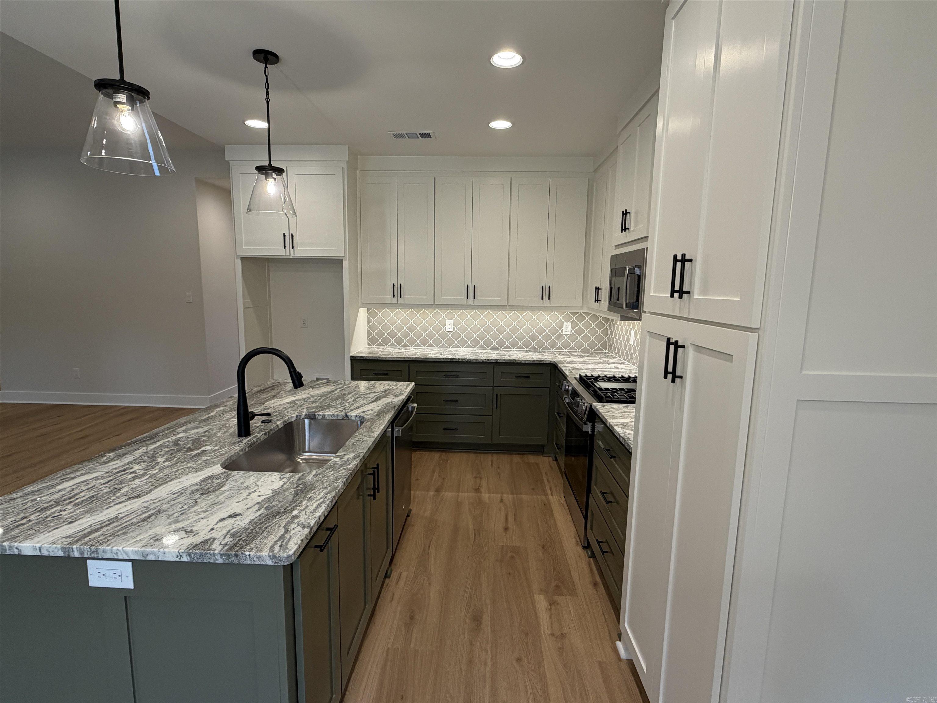 1 Woodhaven Ct.  Jacksonville, AR