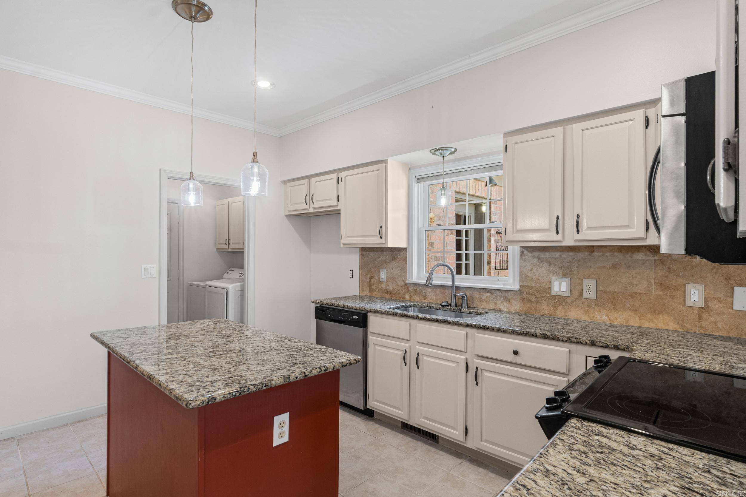 9 Vinegar Hill  Heber Springs, AR