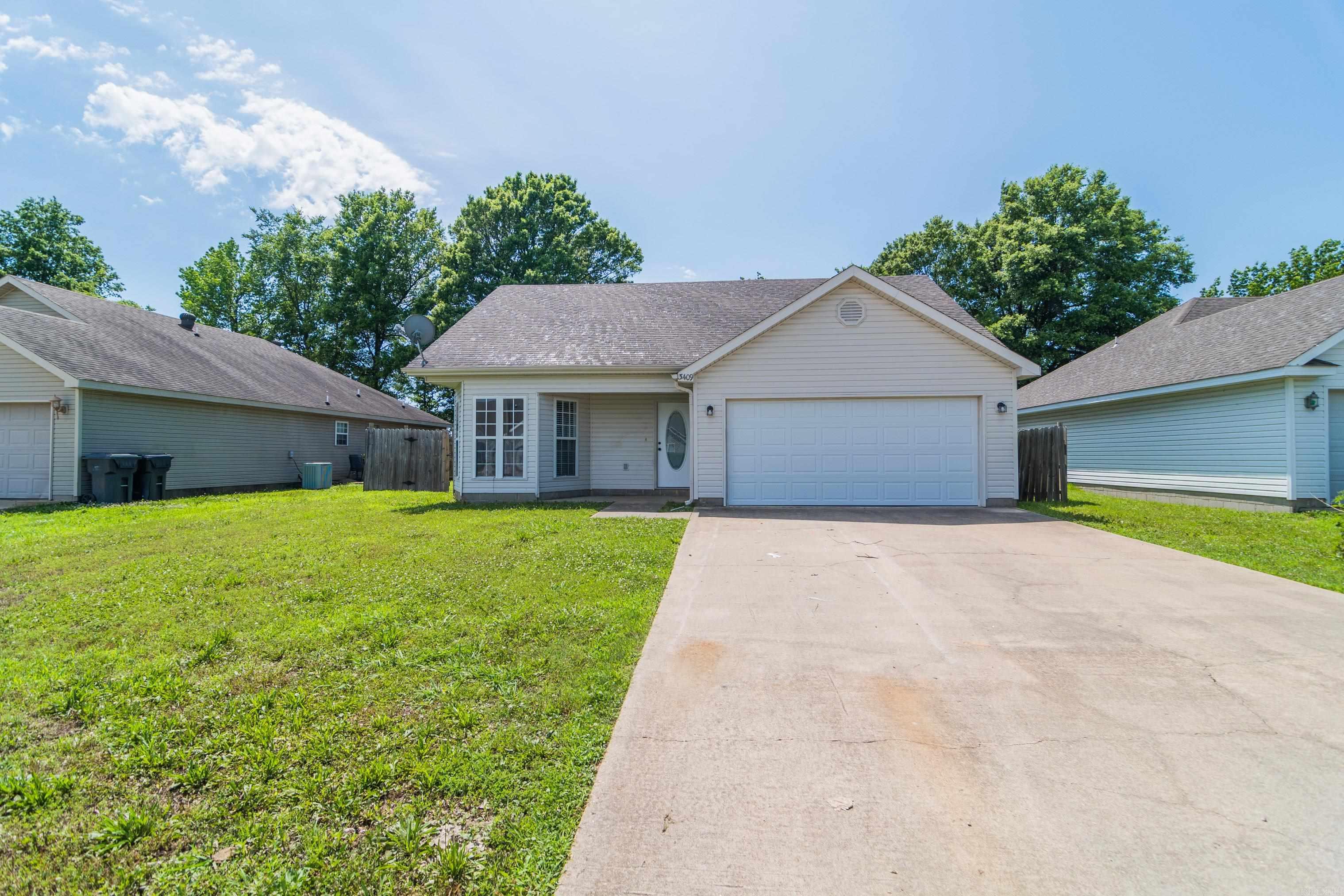 208 Lake  Jonesboro, AR