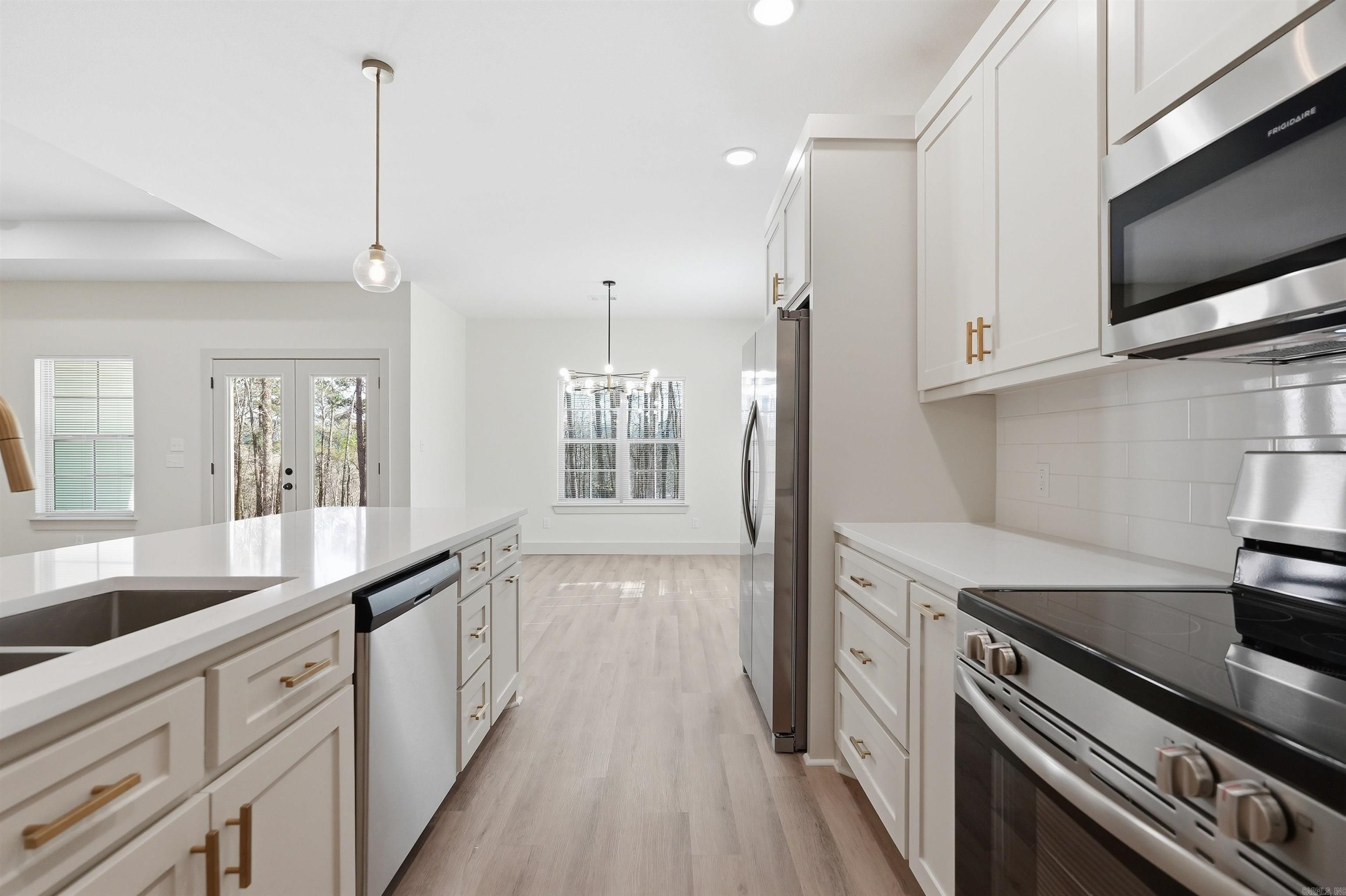 111 Diamondhead  Hot Springs, AR