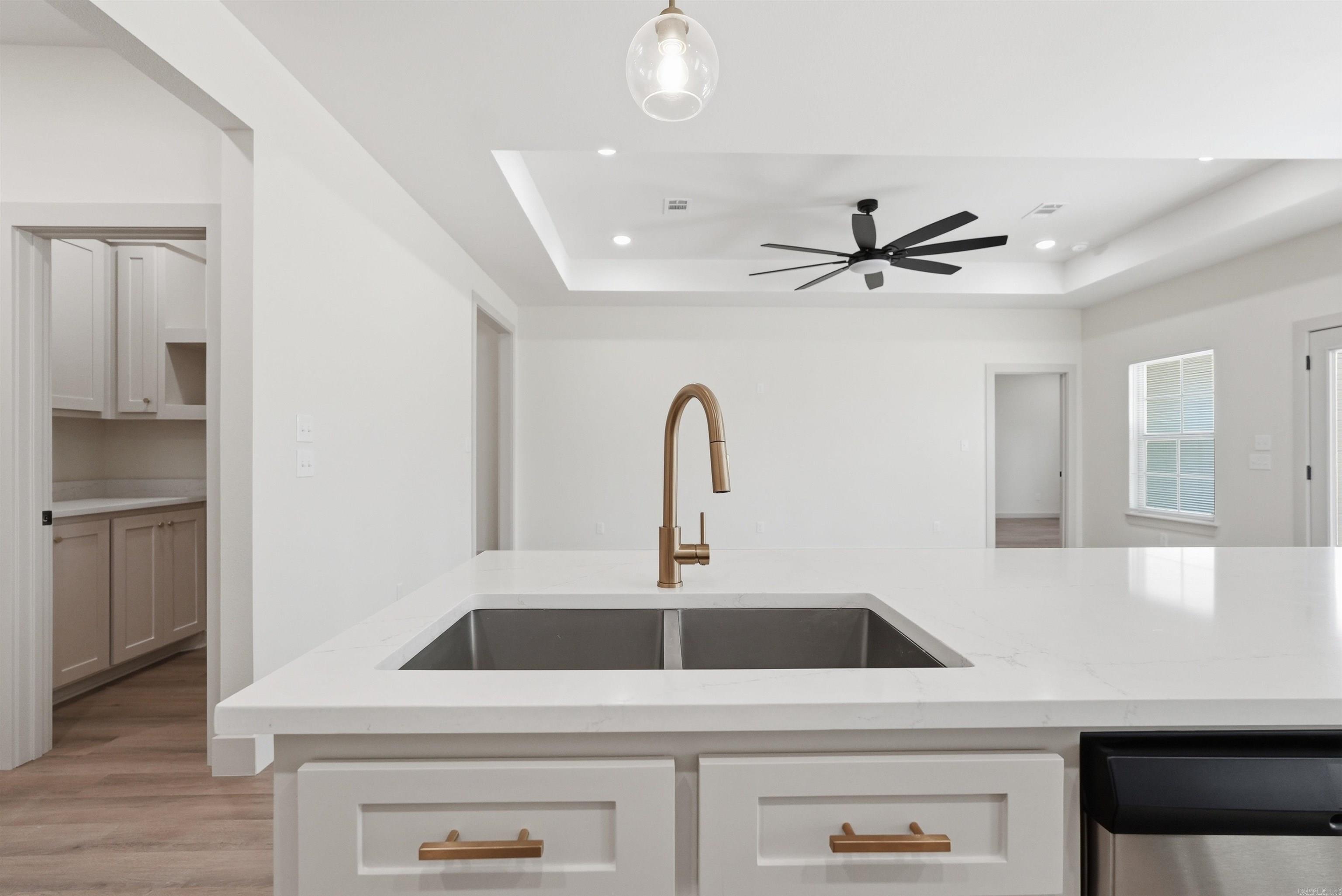 111 Diamondhead  Hot Springs, AR