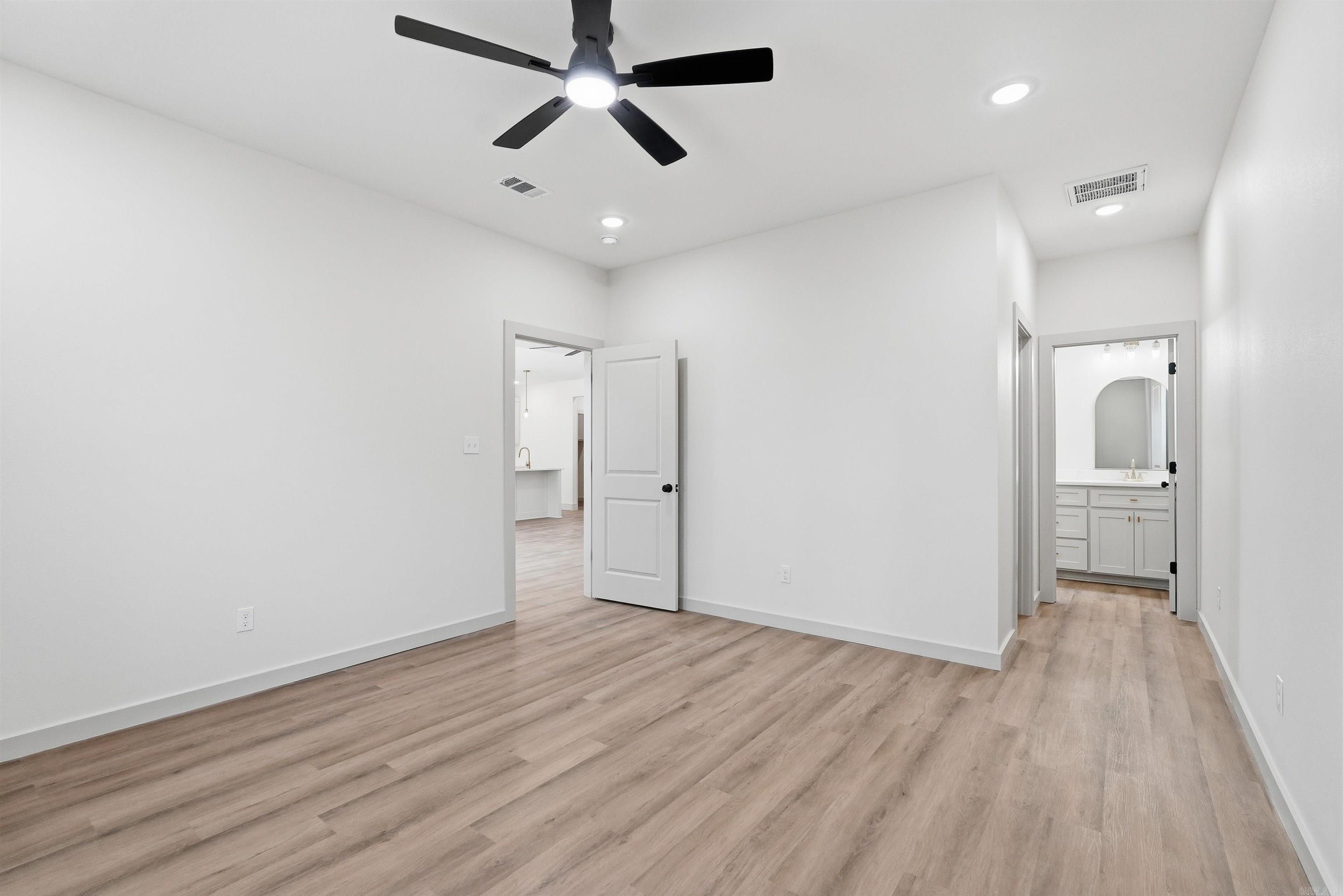 111 Diamondhead  Hot Springs, AR