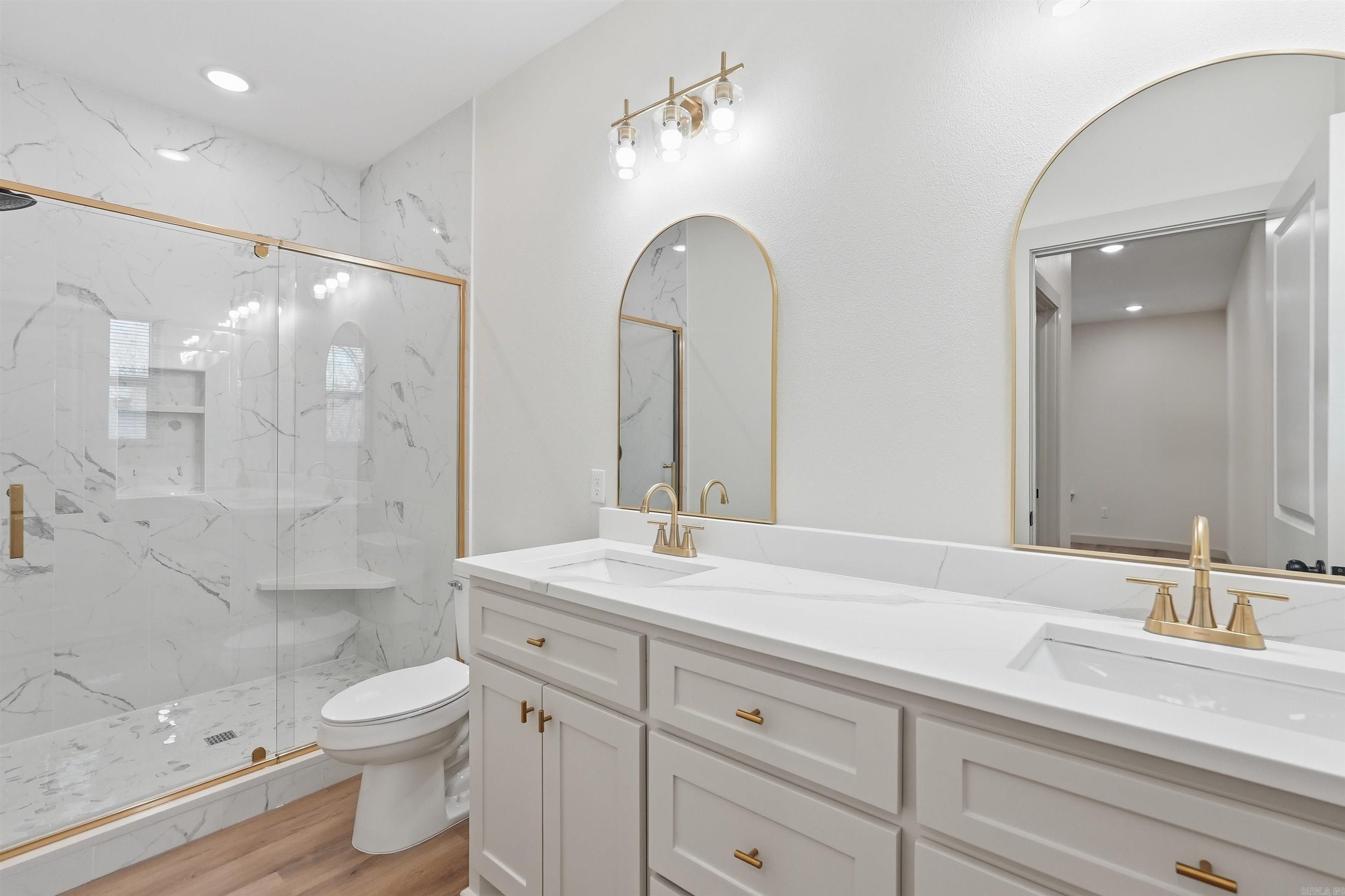 111 Diamondhead  Hot Springs, AR