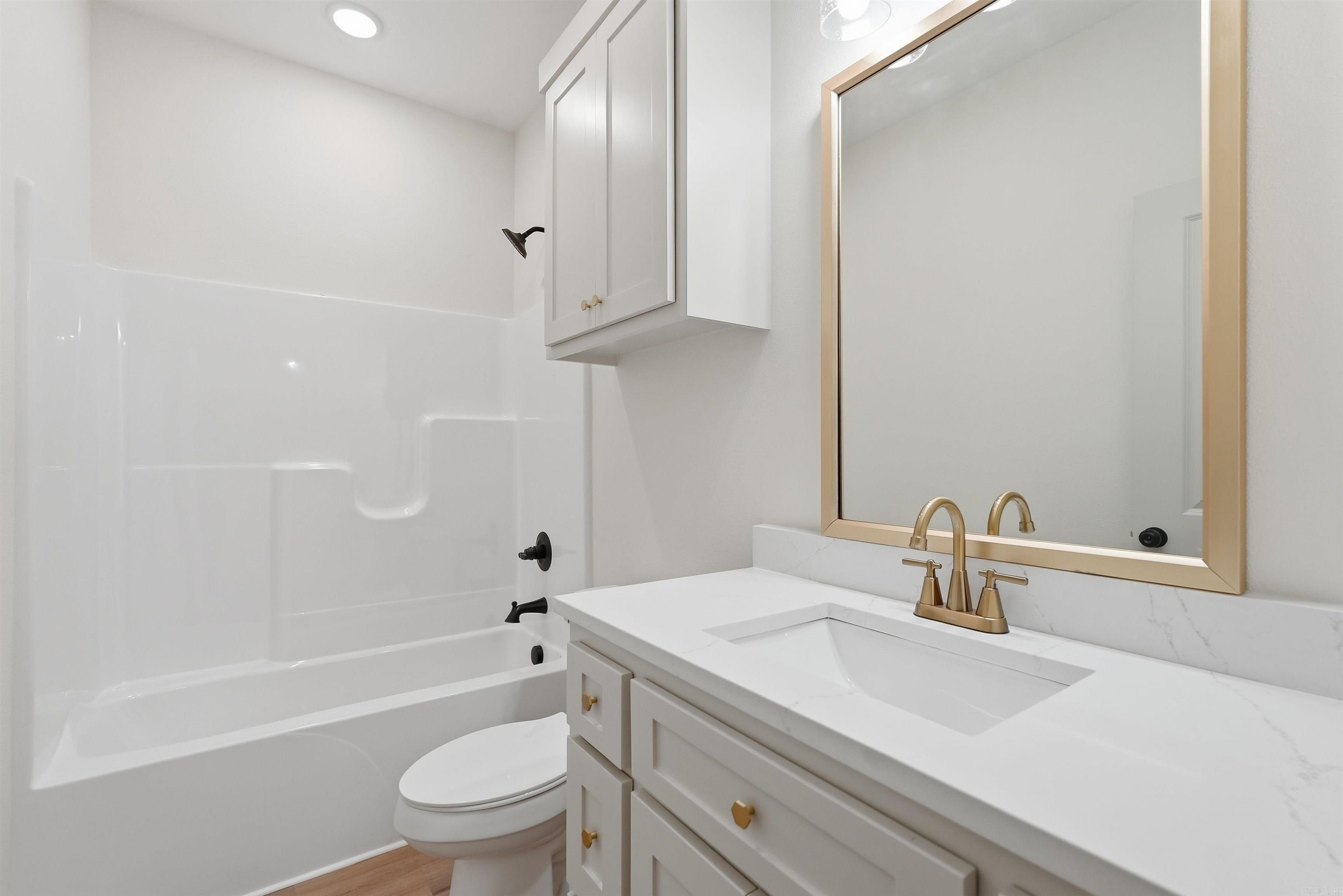 111 Diamondhead  Hot Springs, AR