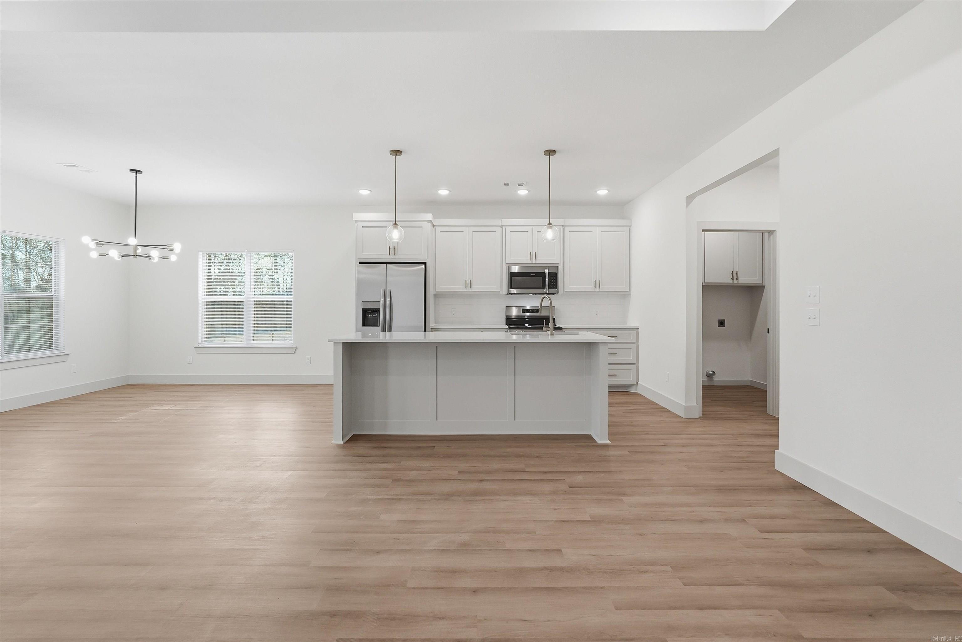 111 Diamondhead  Hot Springs, AR