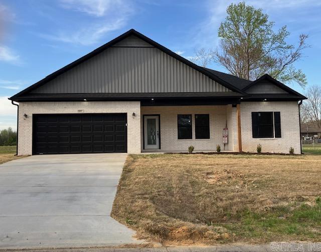 207 E Florida  Beebe, AR