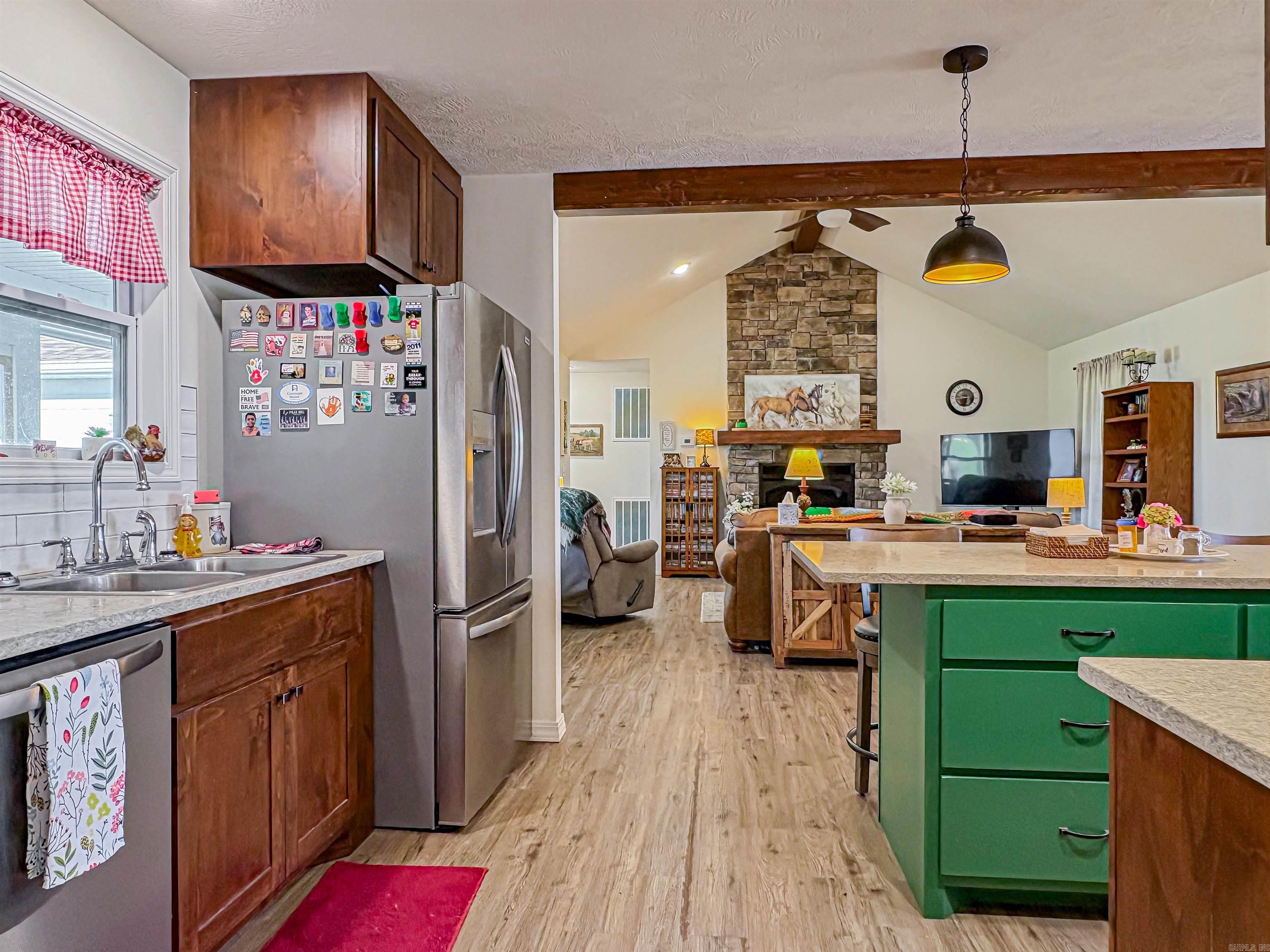 136 Lynn Terrace  Gassville, AR