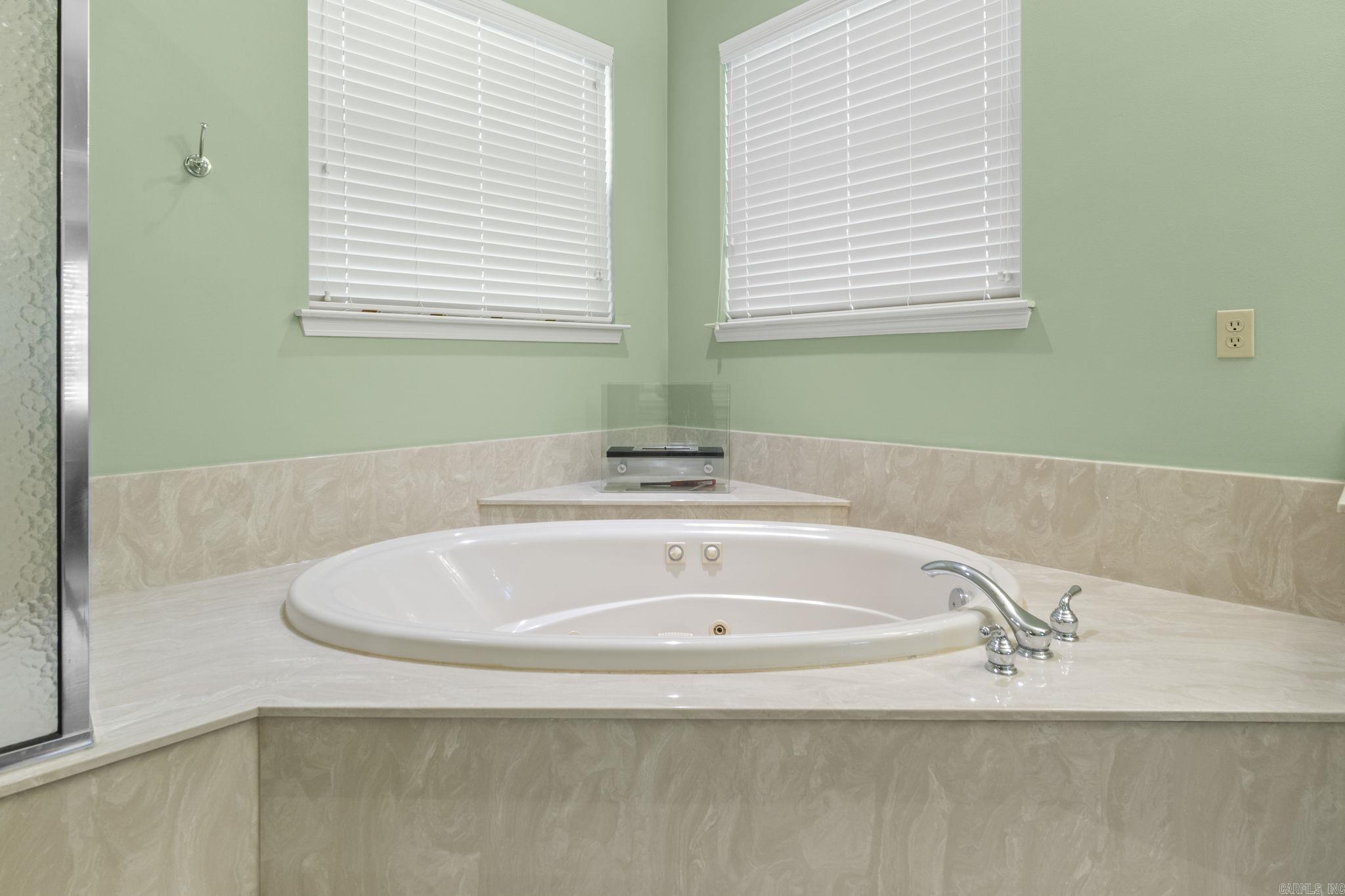 12 Fox Chapel  Little Rock, AR