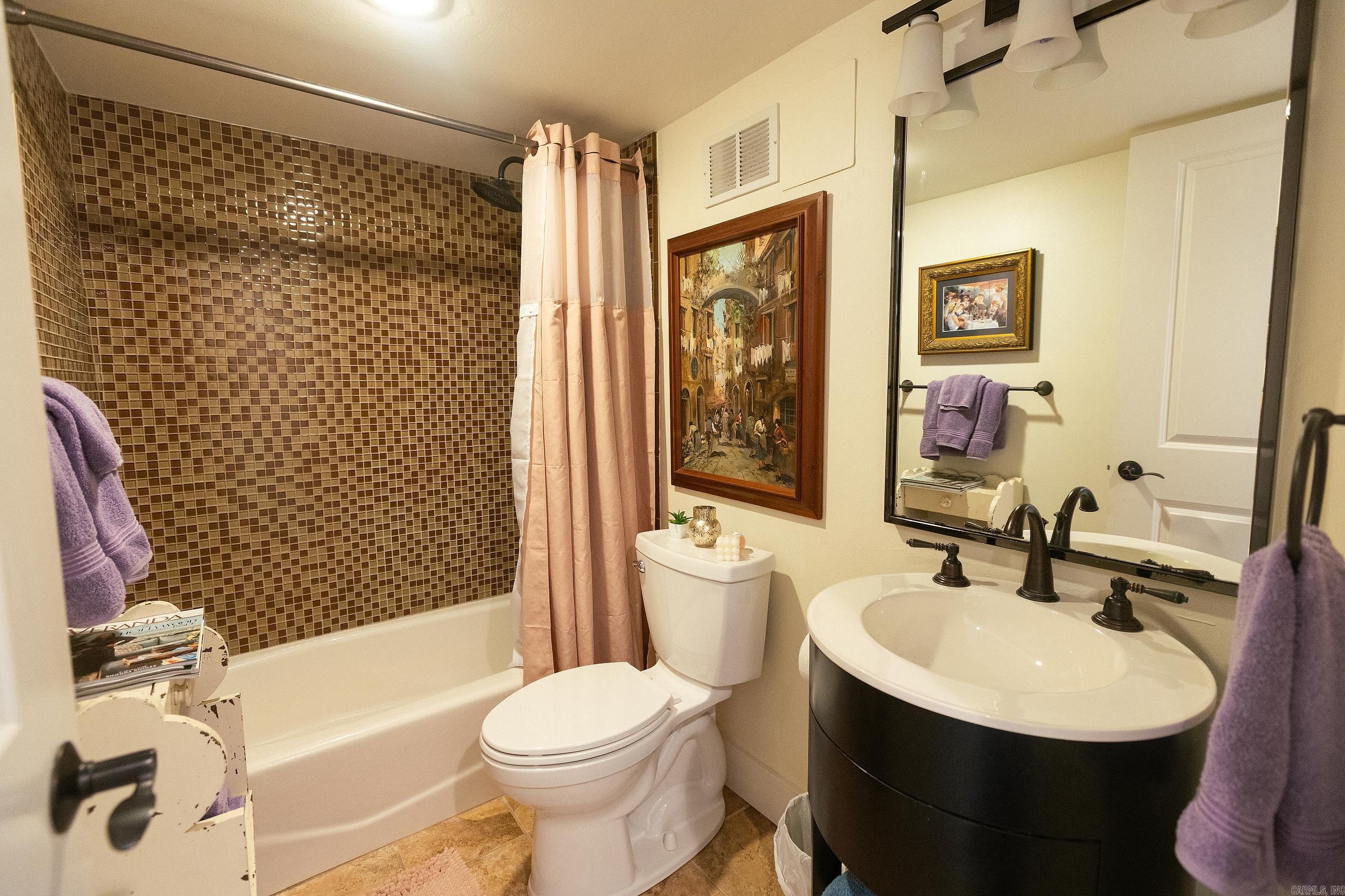 700 E 9th 10M  Little Rock, AR