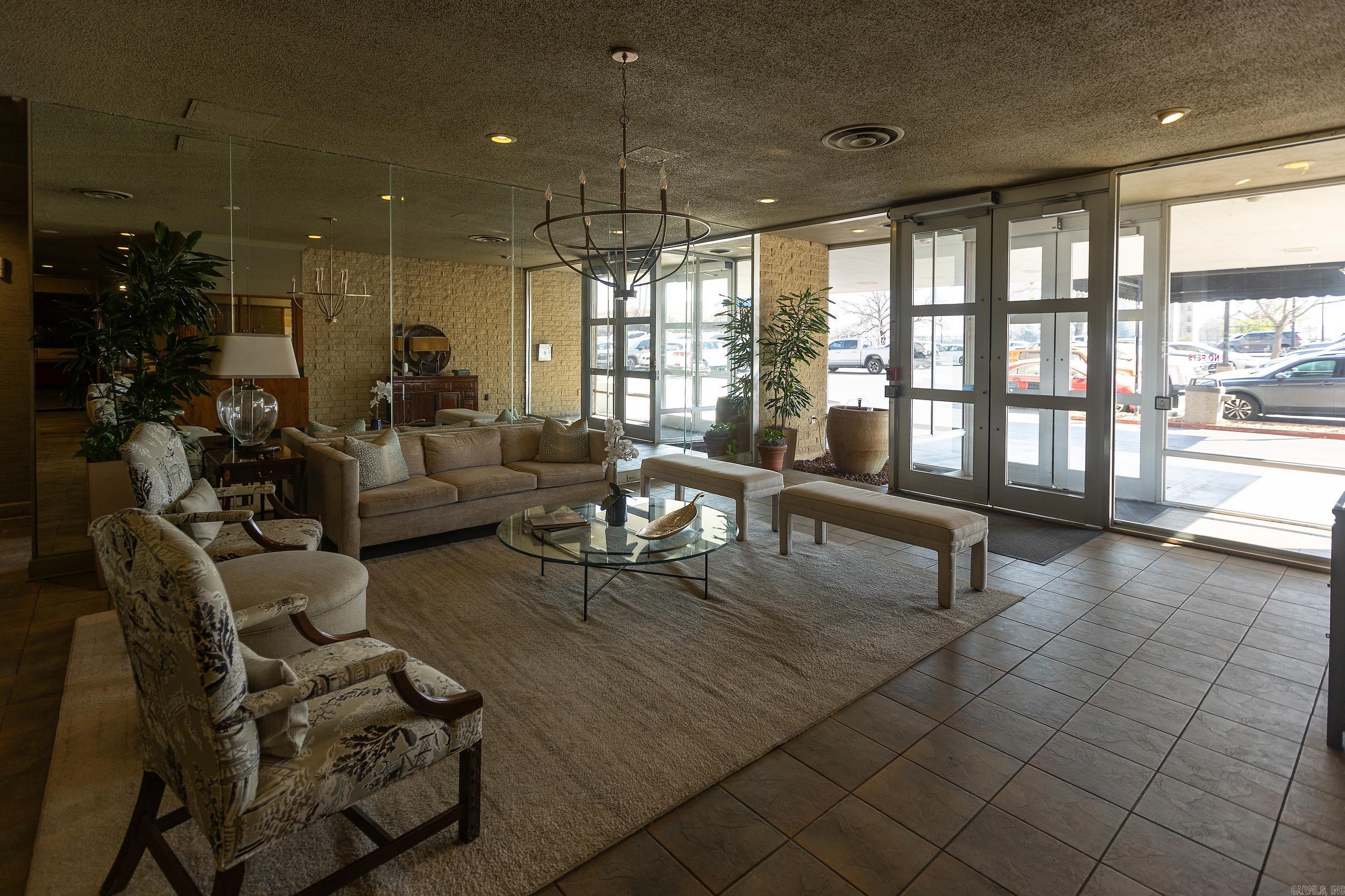 700 E 9th 10M  Little Rock, AR