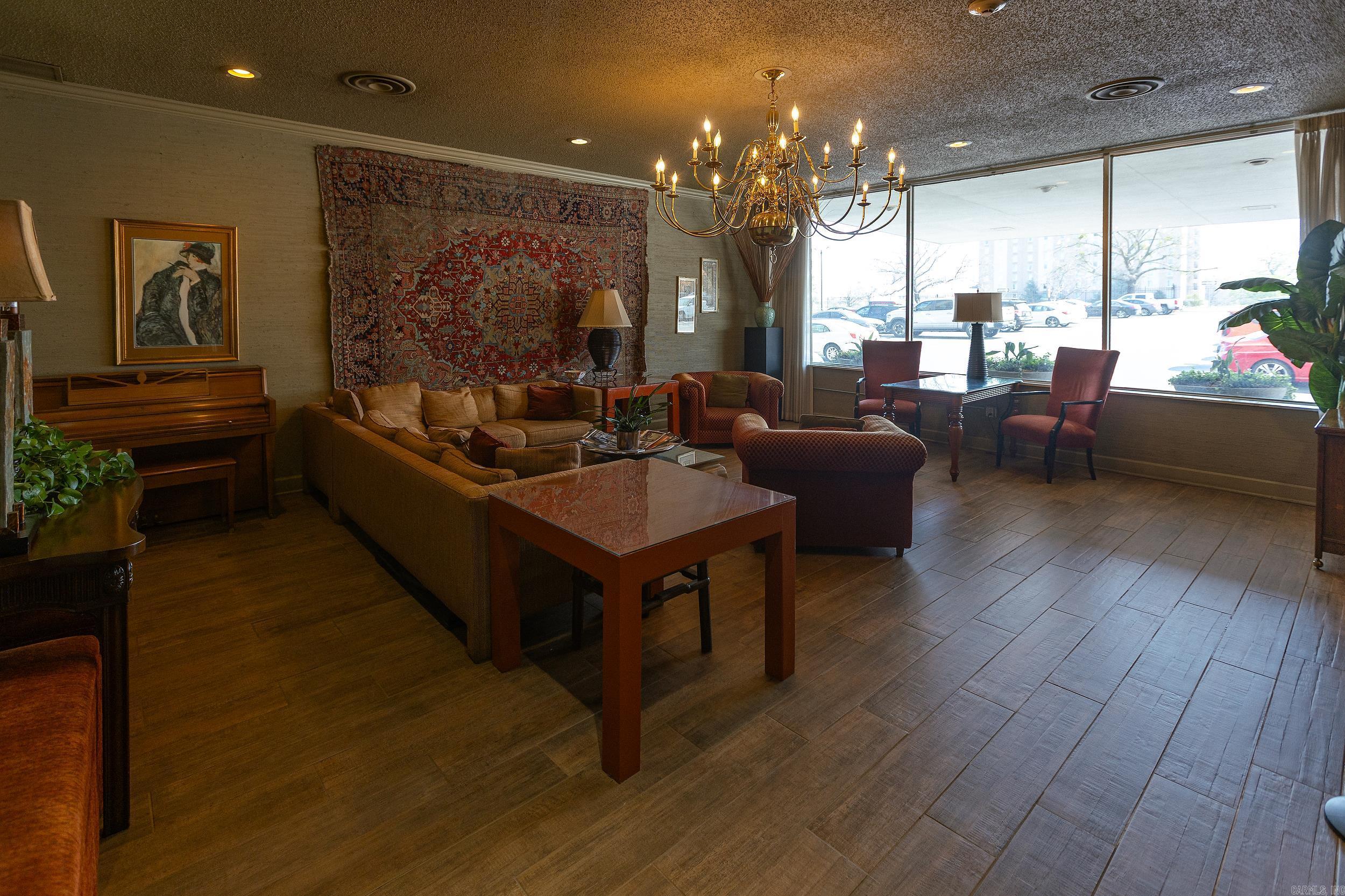 700 E 9th 10M  Little Rock, AR