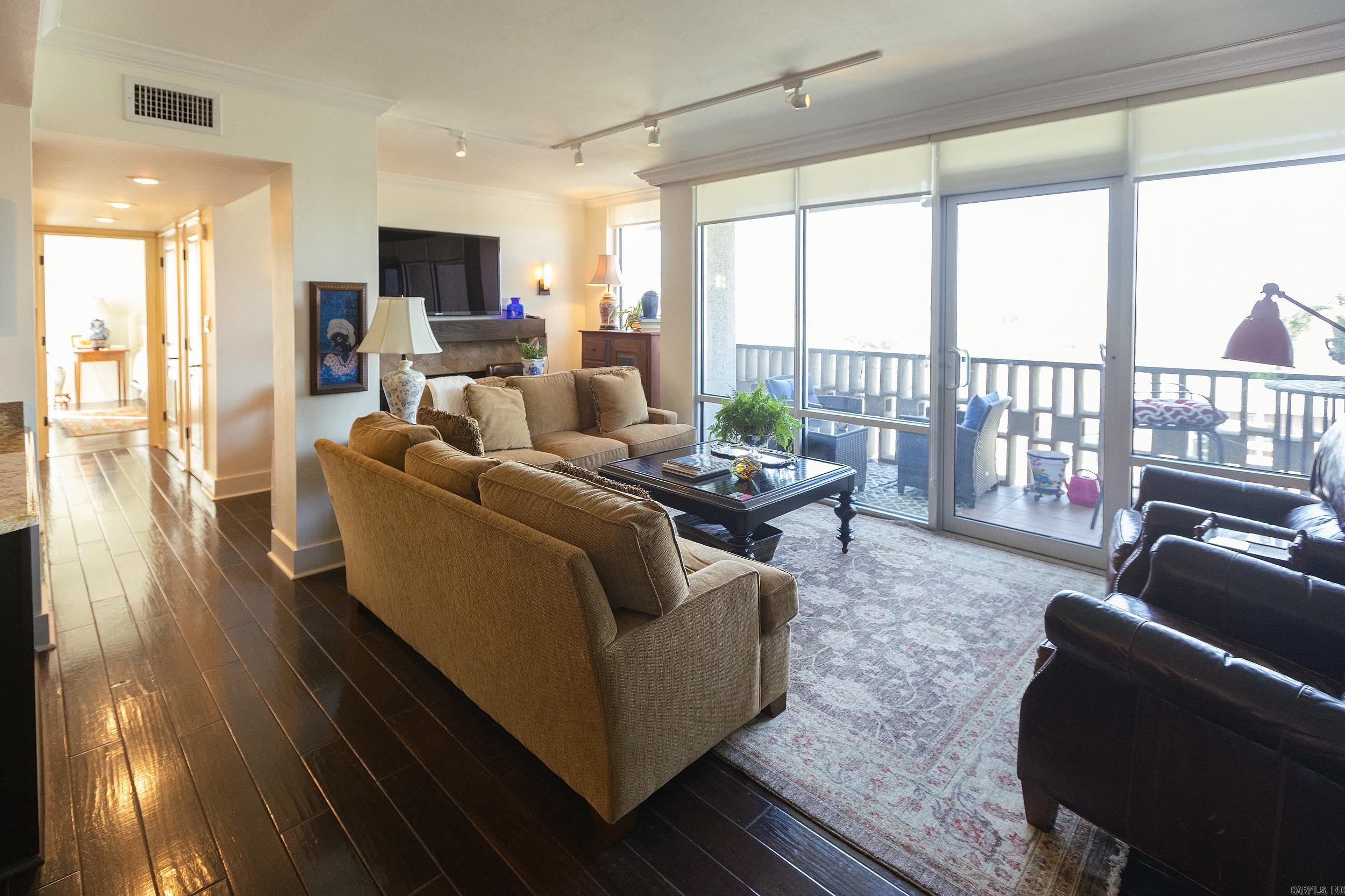 700 E 9th 10M  Little Rock, AR