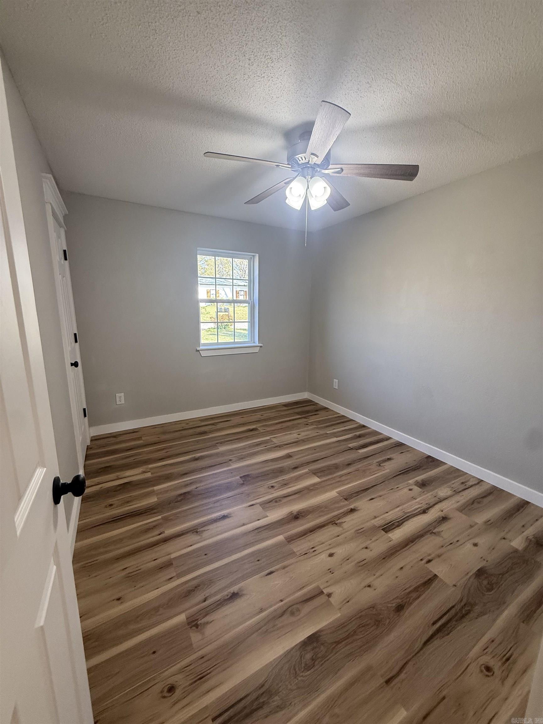 214 S 30Th St  Ozark, AR