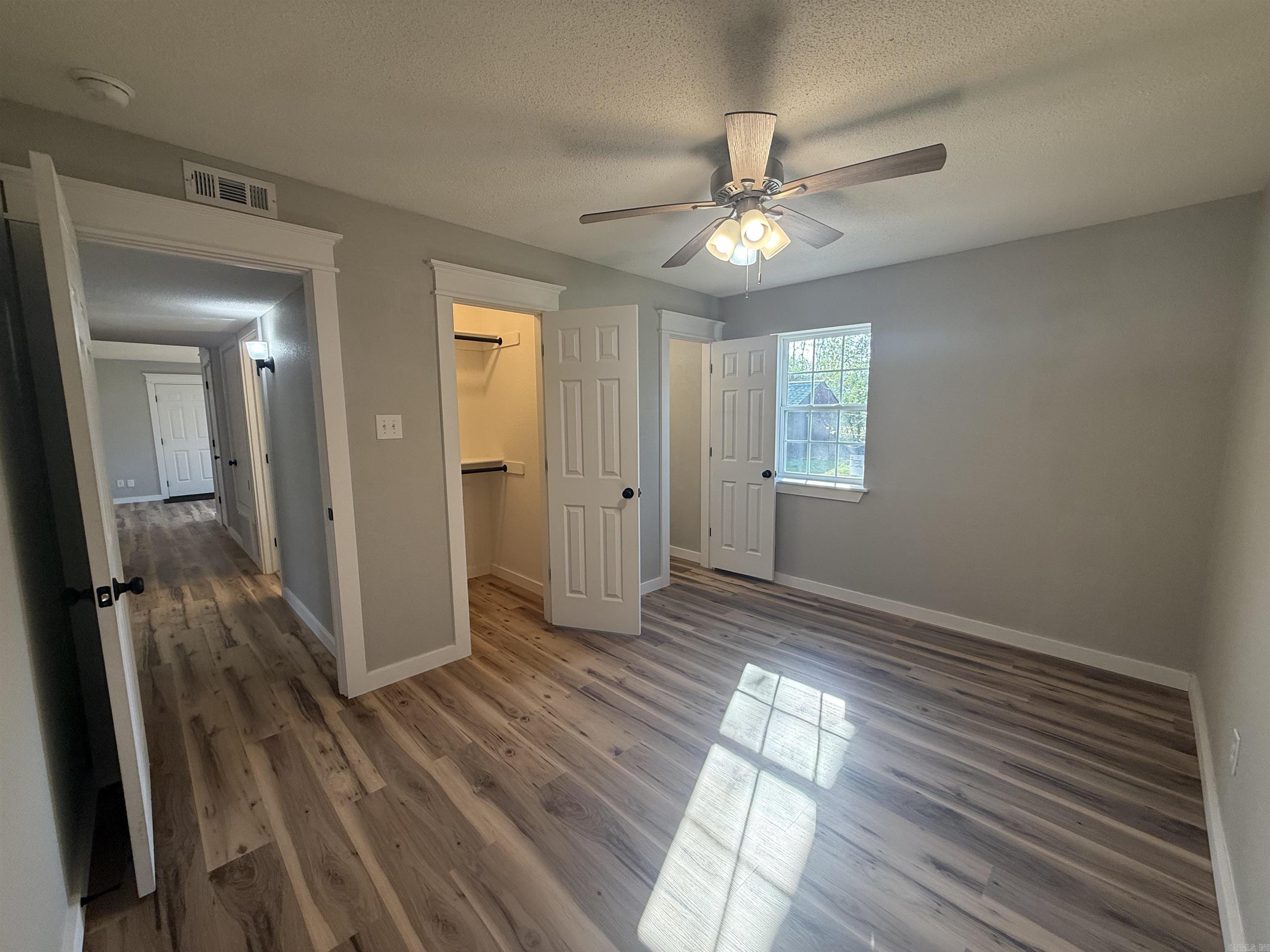 214 S 30Th St  Ozark, AR