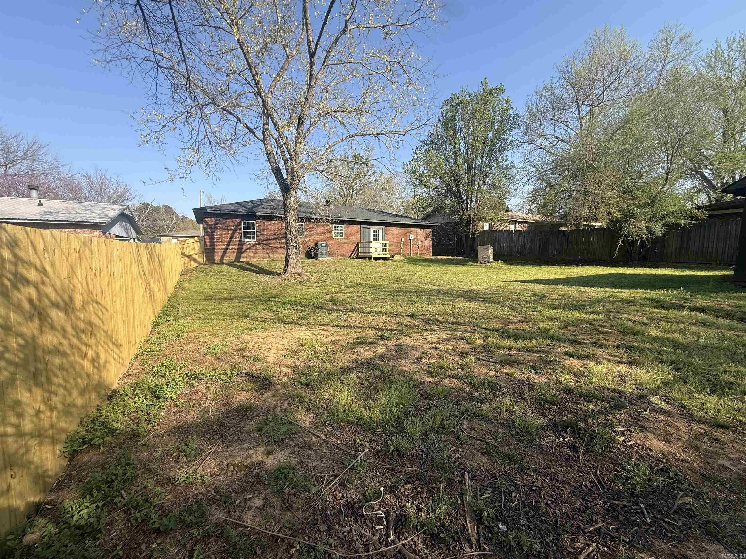 214 S 30Th St  Ozark, AR