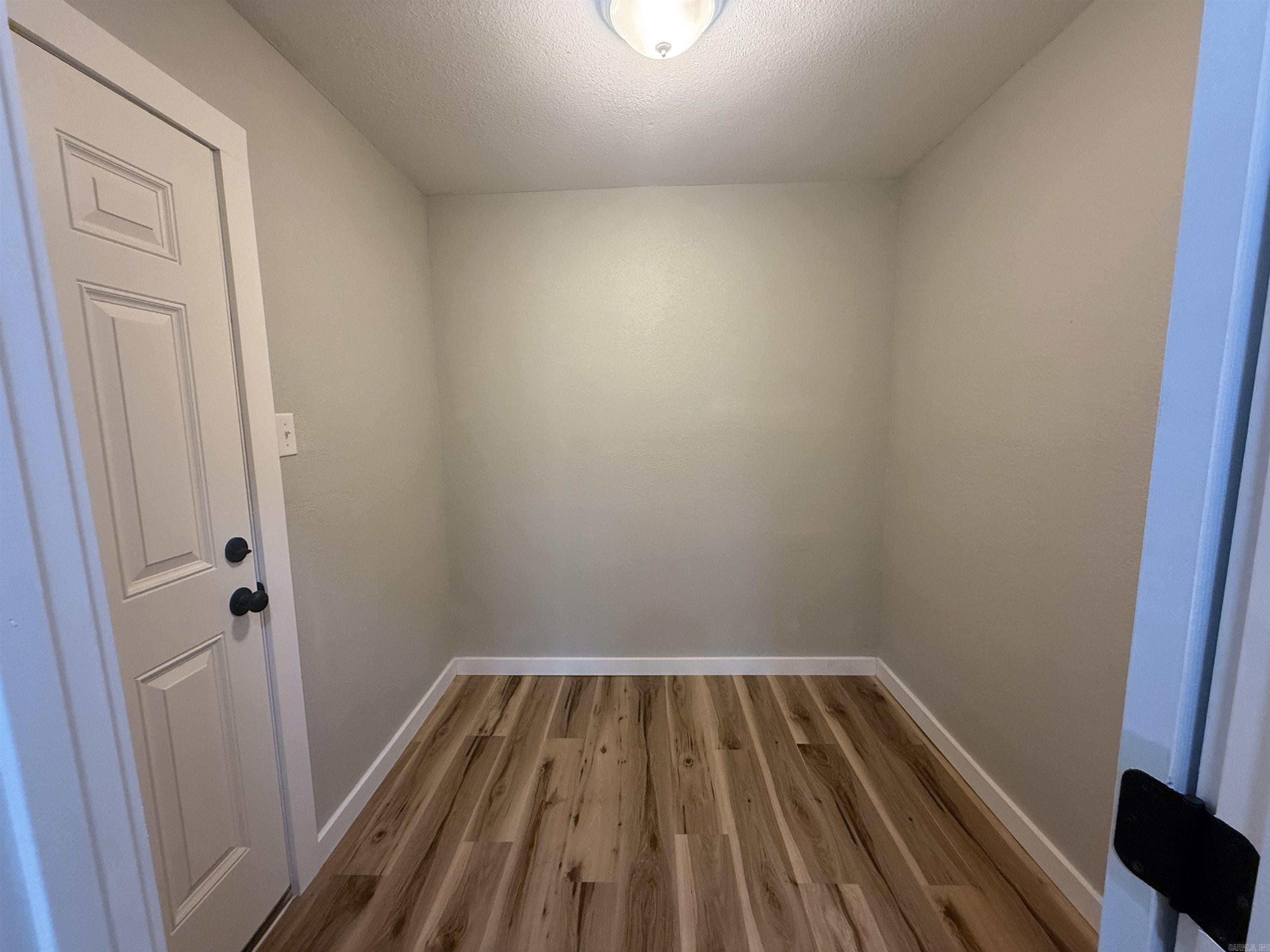 214 S 30Th St  Ozark, AR