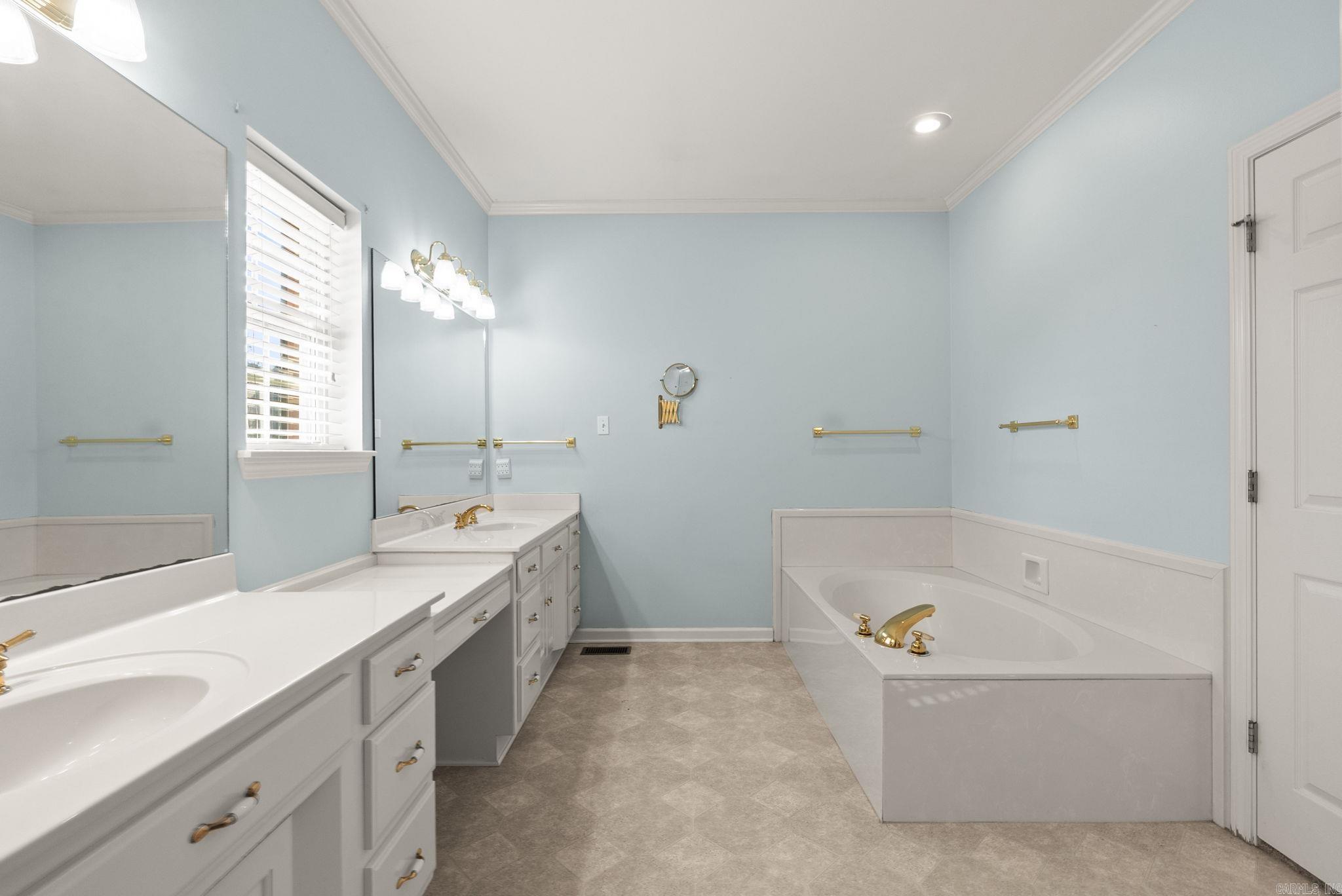 2716 Calico Creek  North Little Rock, AR