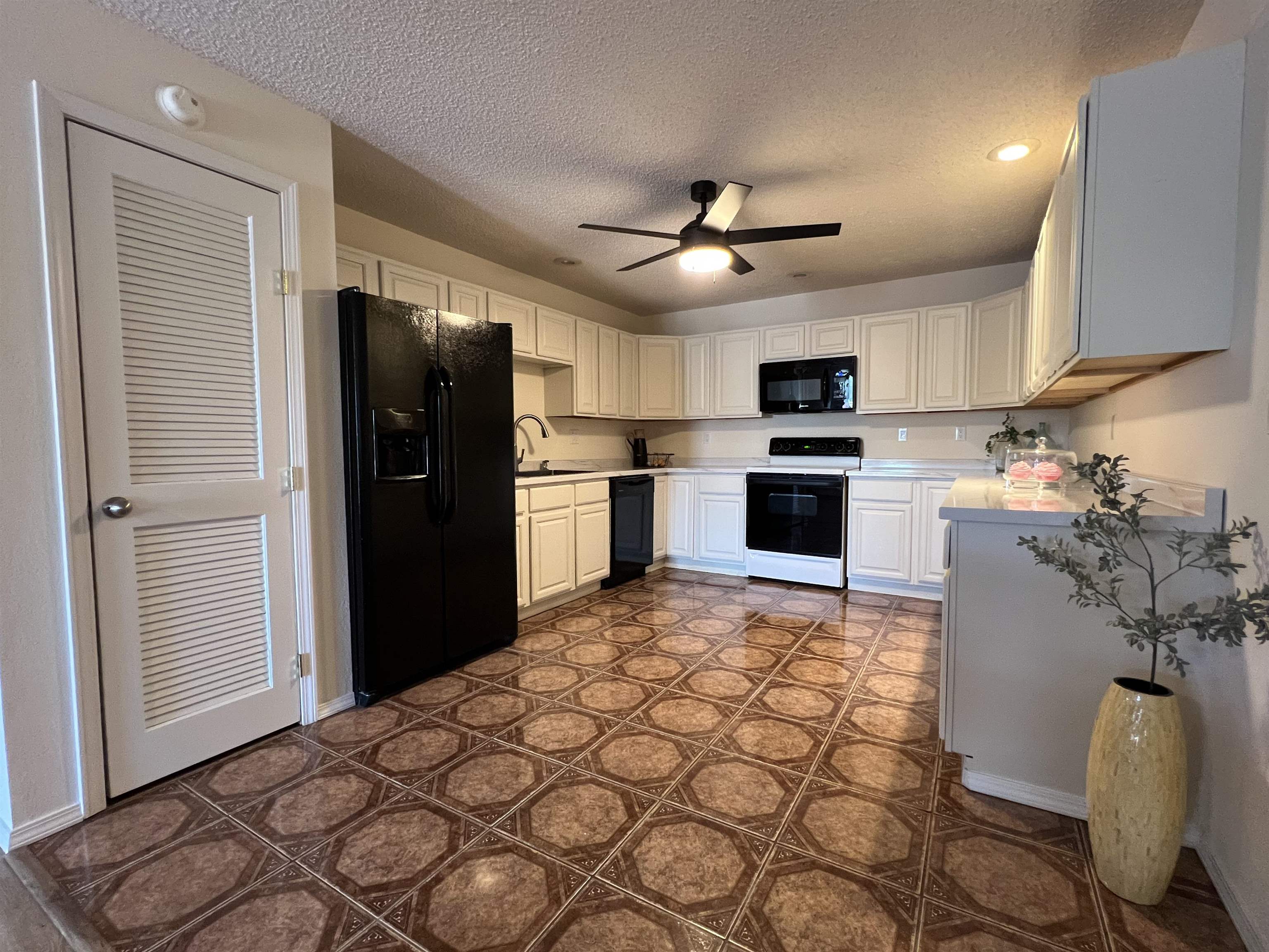 13058 HWY 62 East  Ash Flat, AR