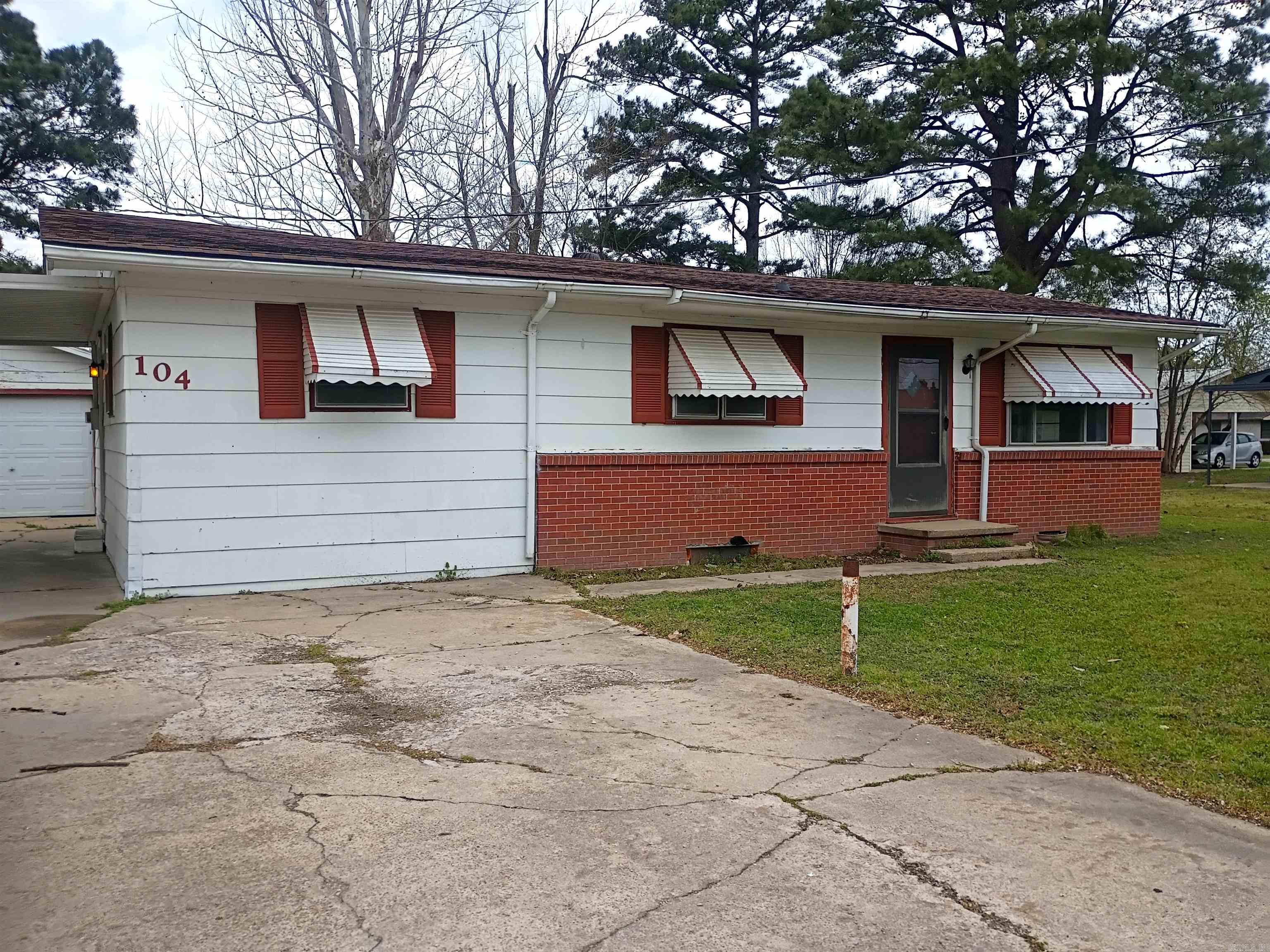 104 S. 13th Ave.  Paragould, AR