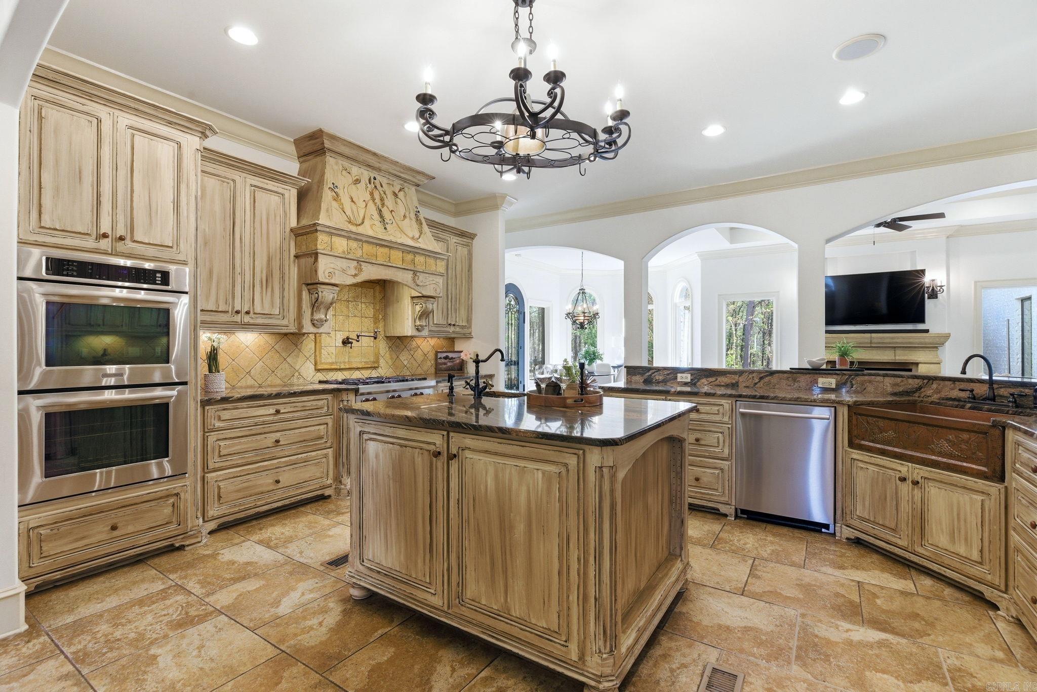 31 Cravache  Little Rock, AR