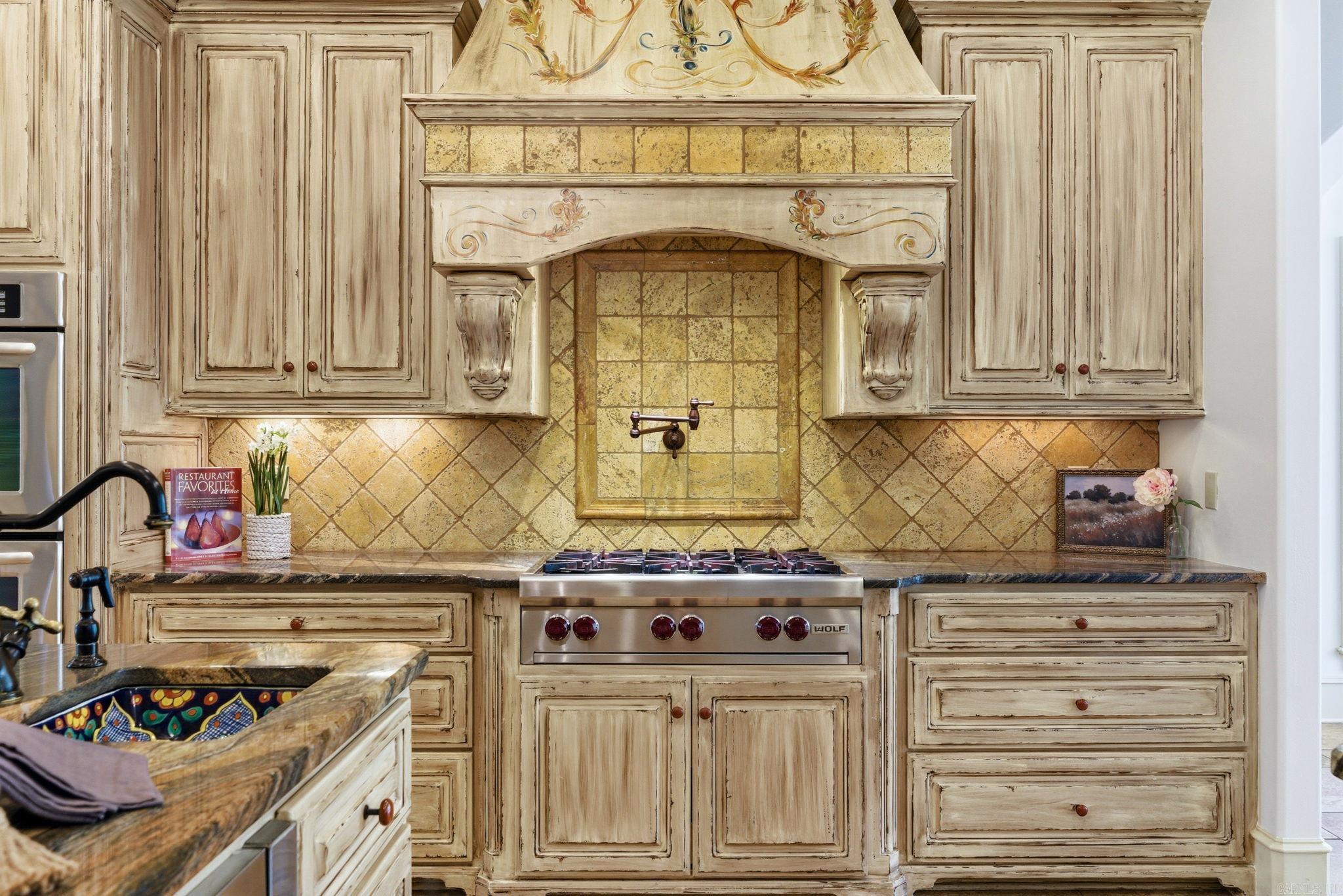 31 Cravache  Little Rock, AR