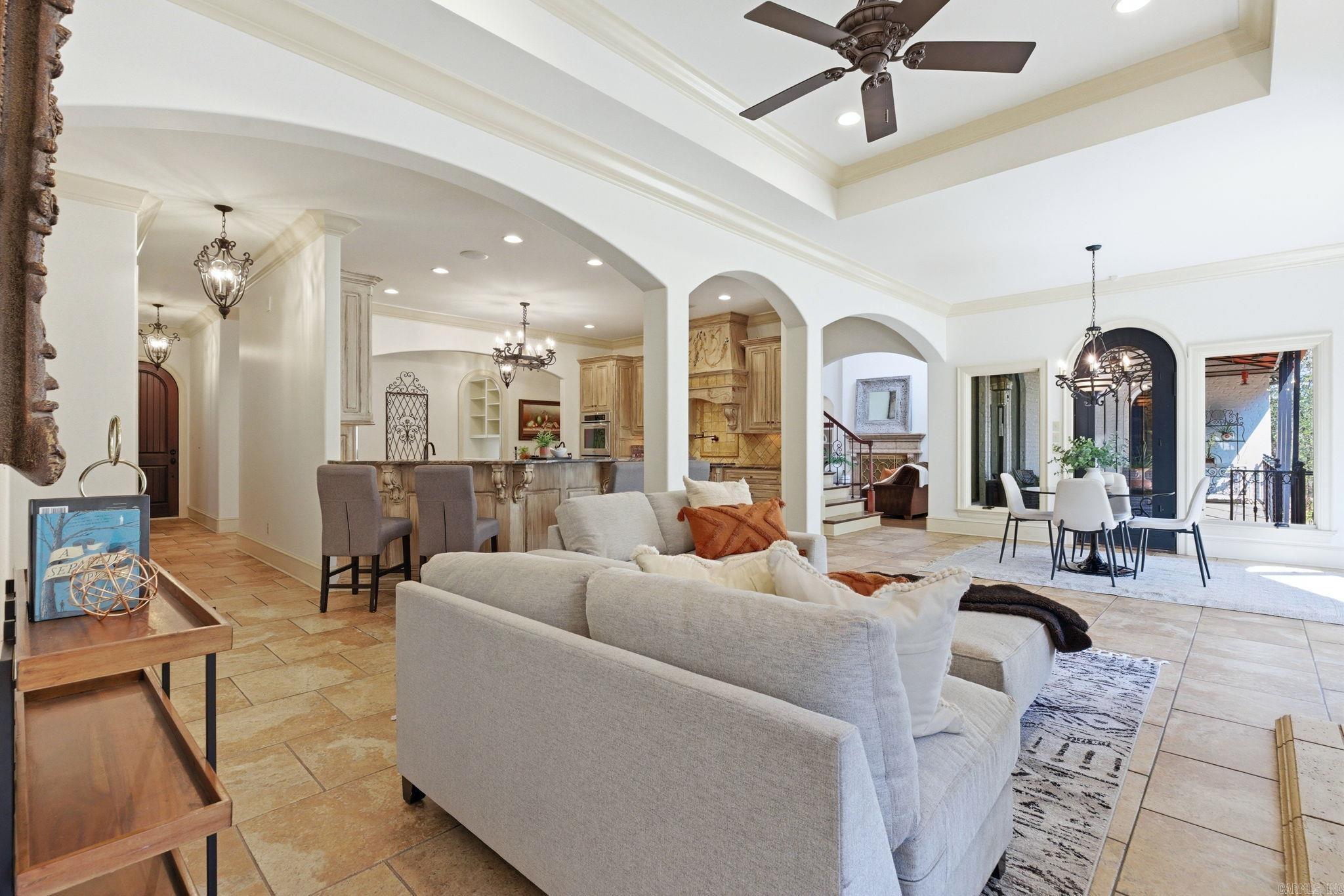 31 Cravache  Little Rock, AR